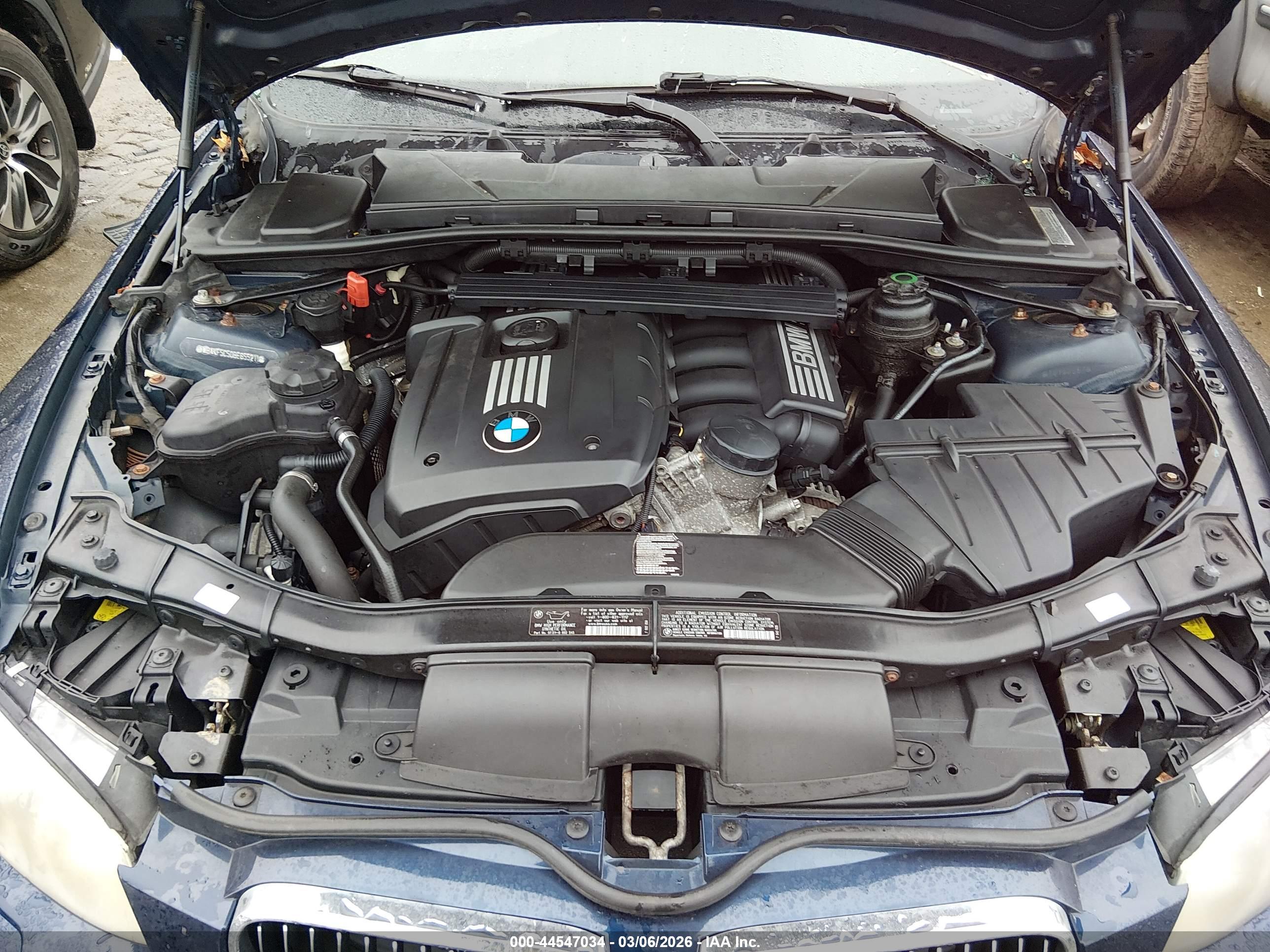 BMW 328I image 10