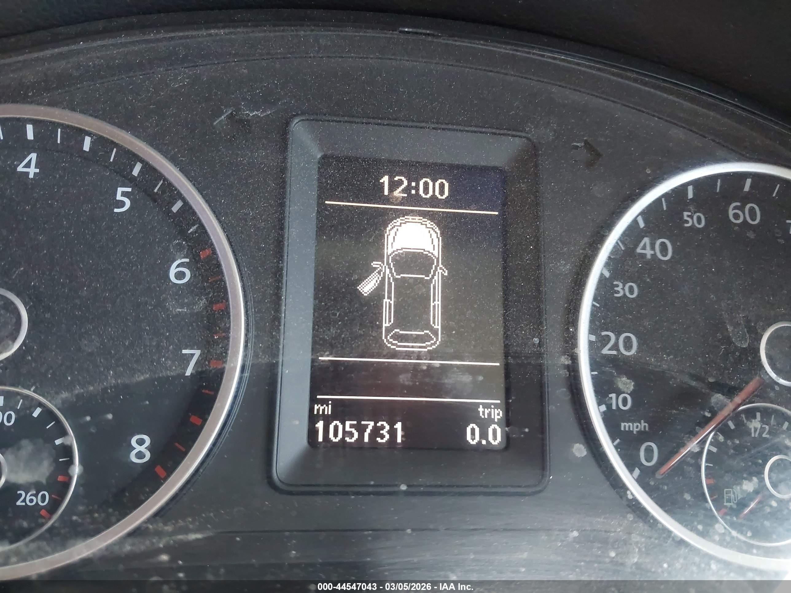 VOLKSWAGEN TIGUAN image 7
