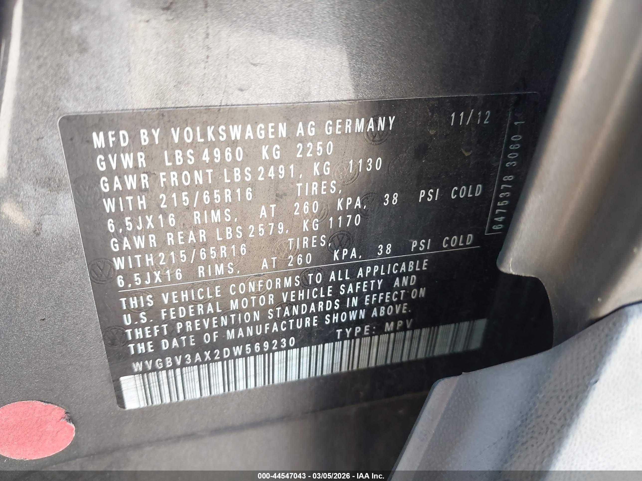 VOLKSWAGEN TIGUAN image 9