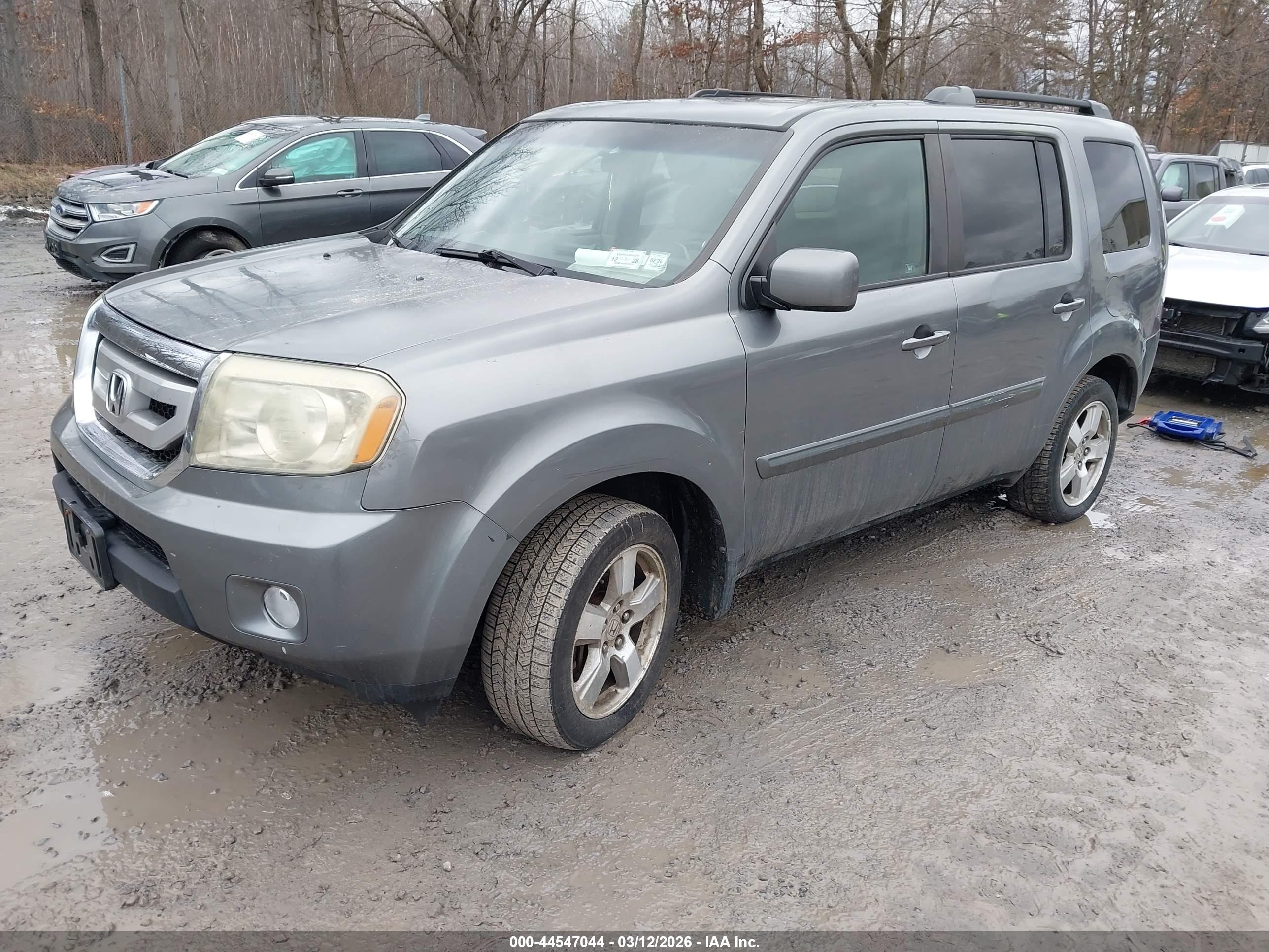 HONDA PILOT image 2