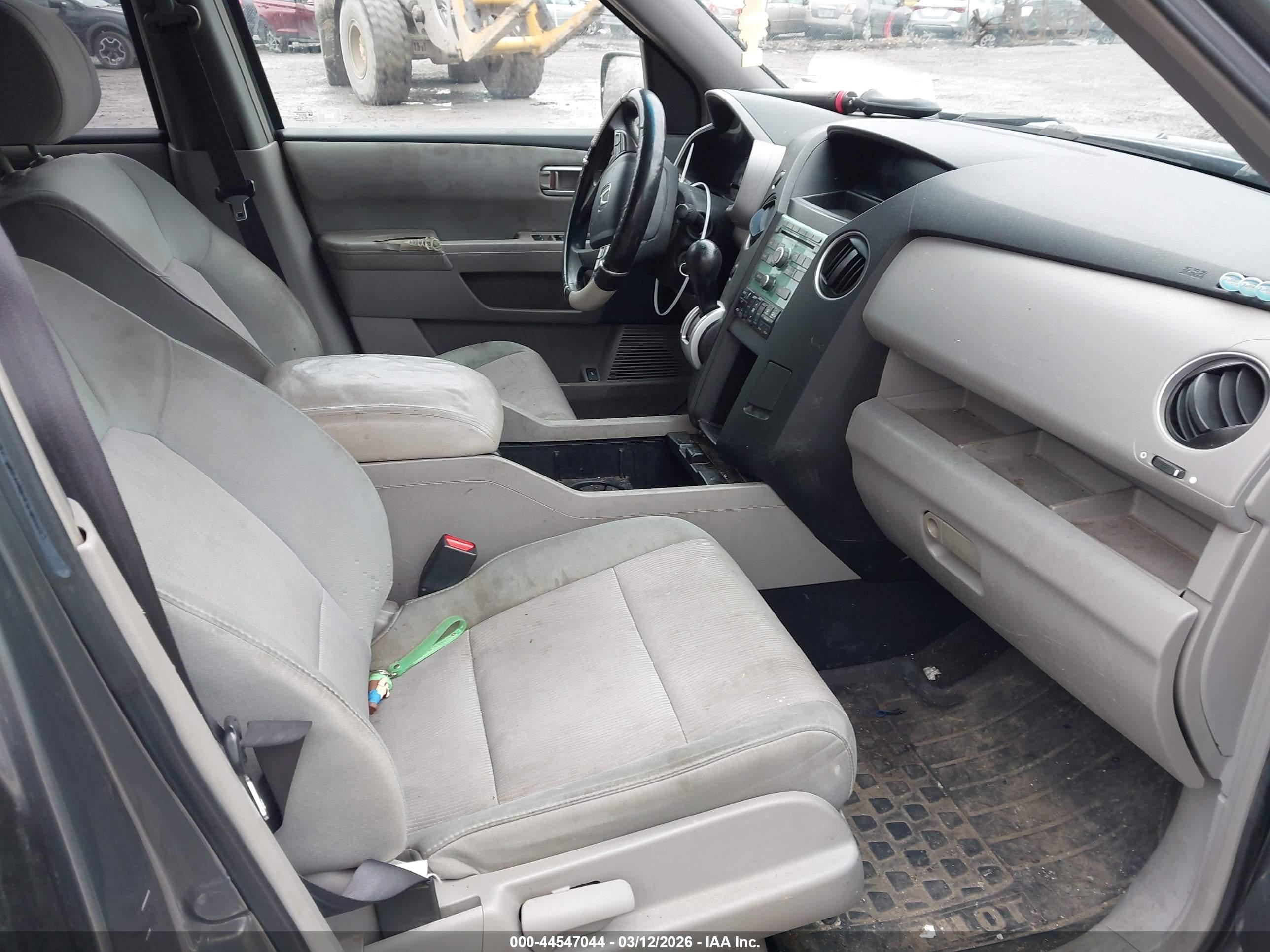 HONDA PILOT image 5