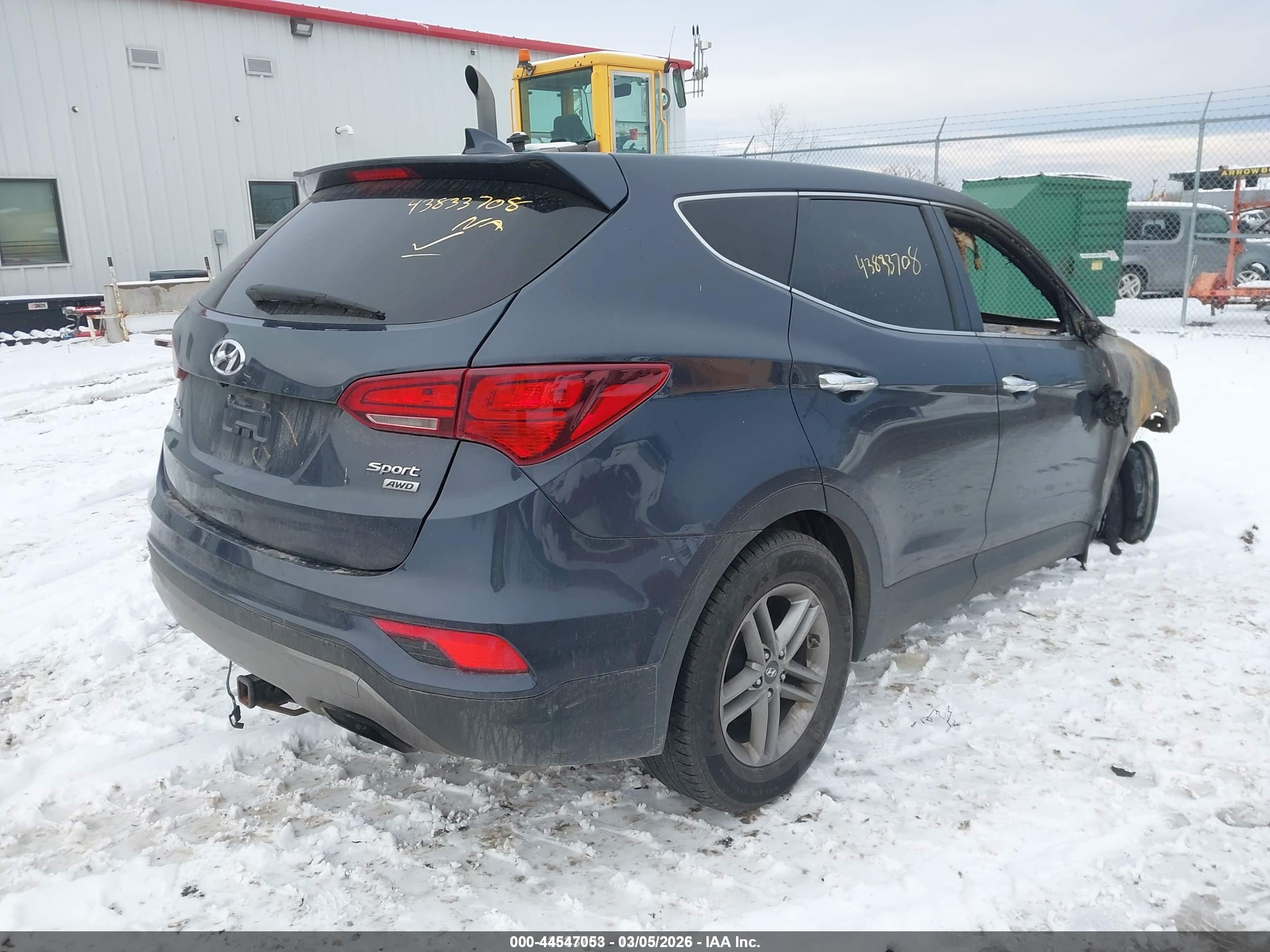HYUNDAI SANTA image 4