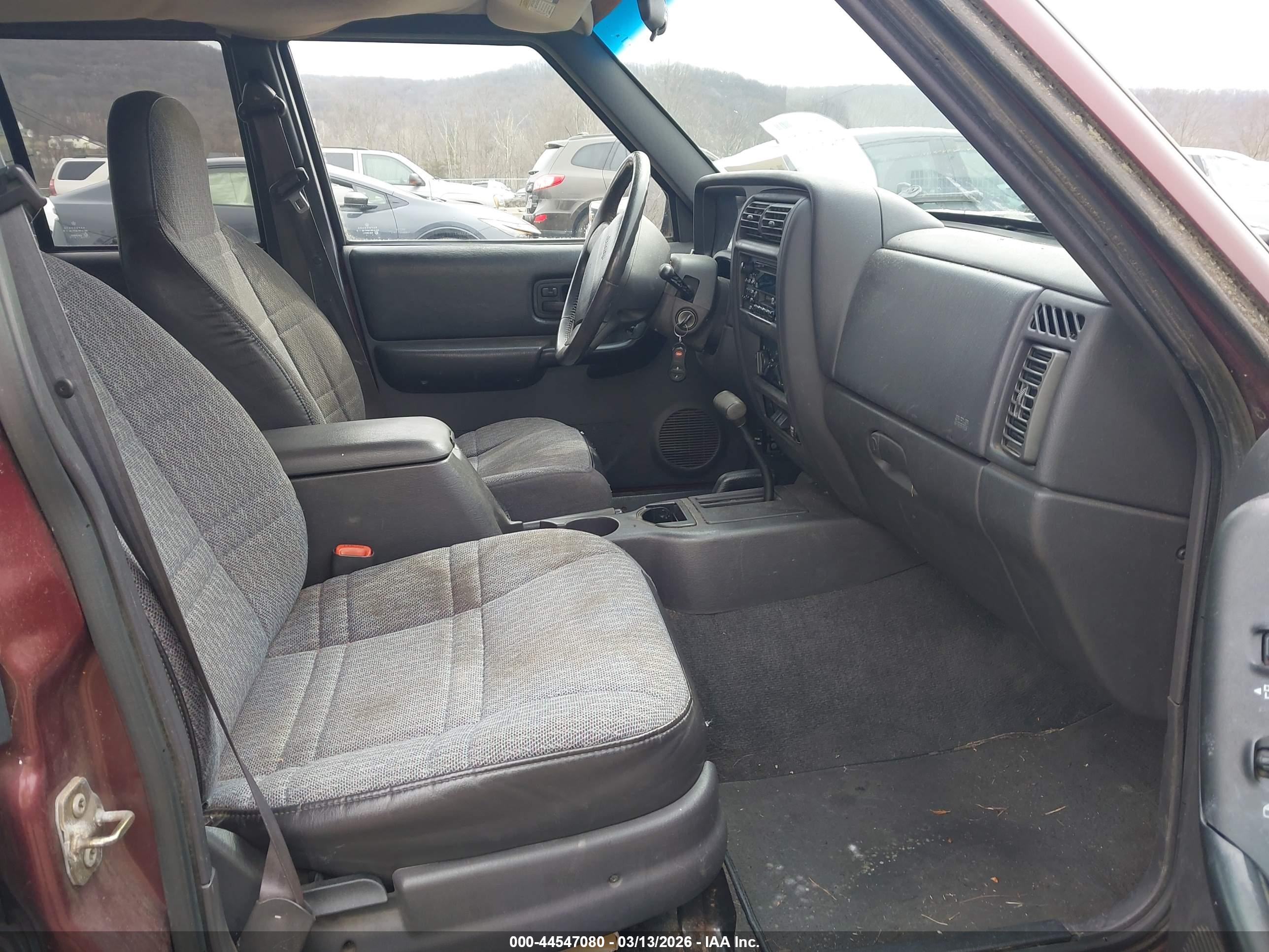 JEEP CHEROKEE image 5