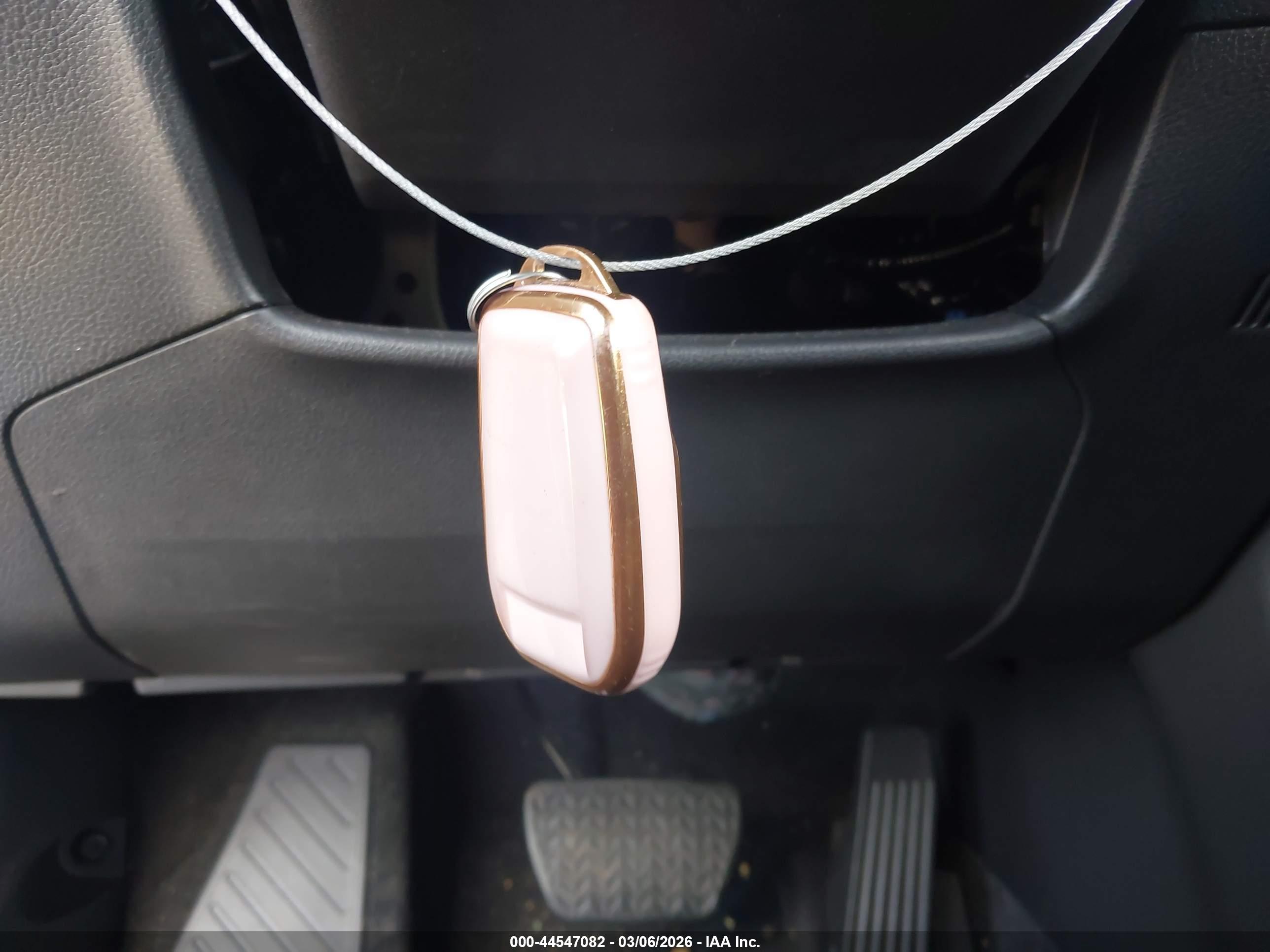 TOYOTA GRAND image 11