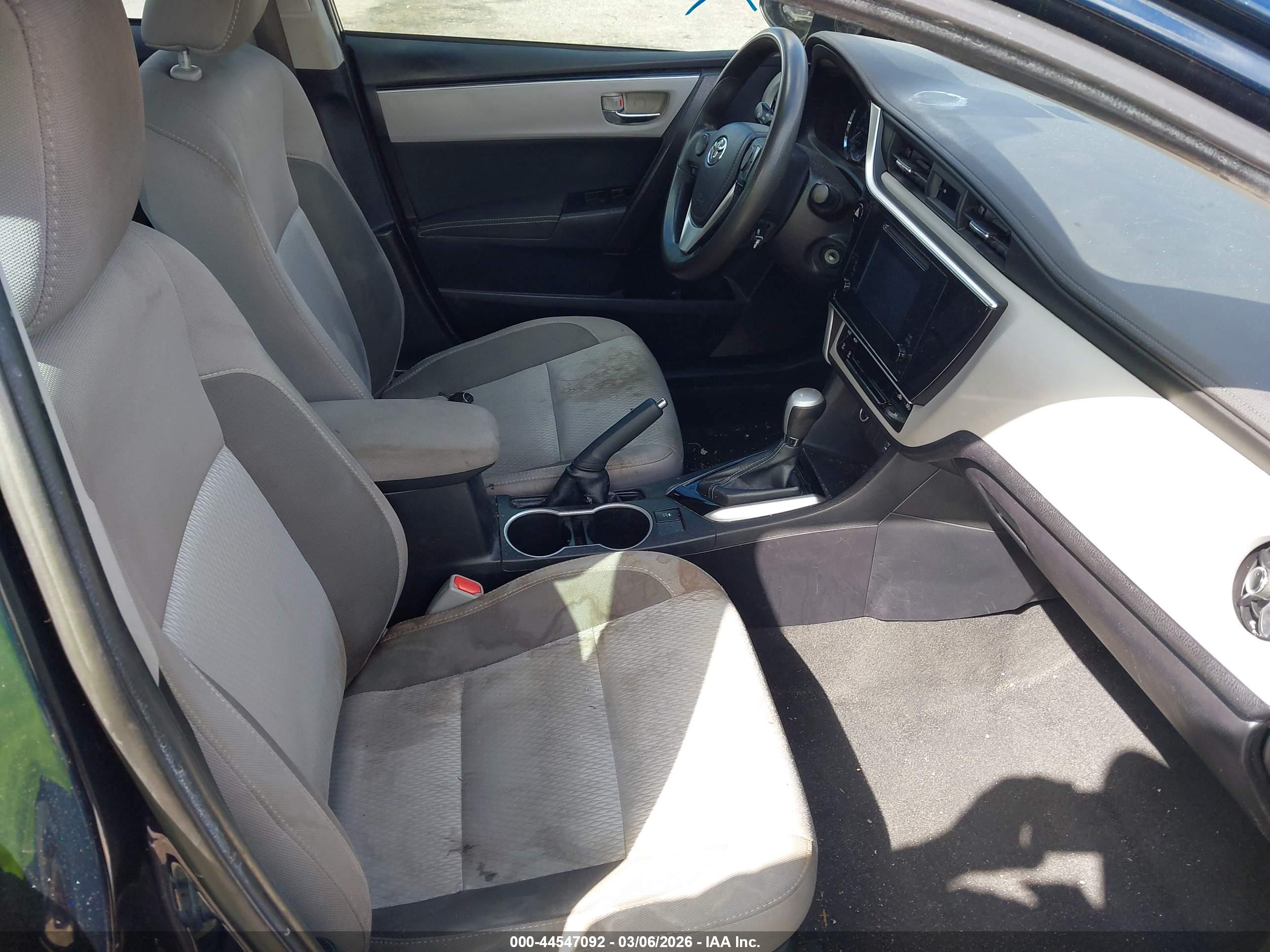 TOYOTA COROLLA image 5