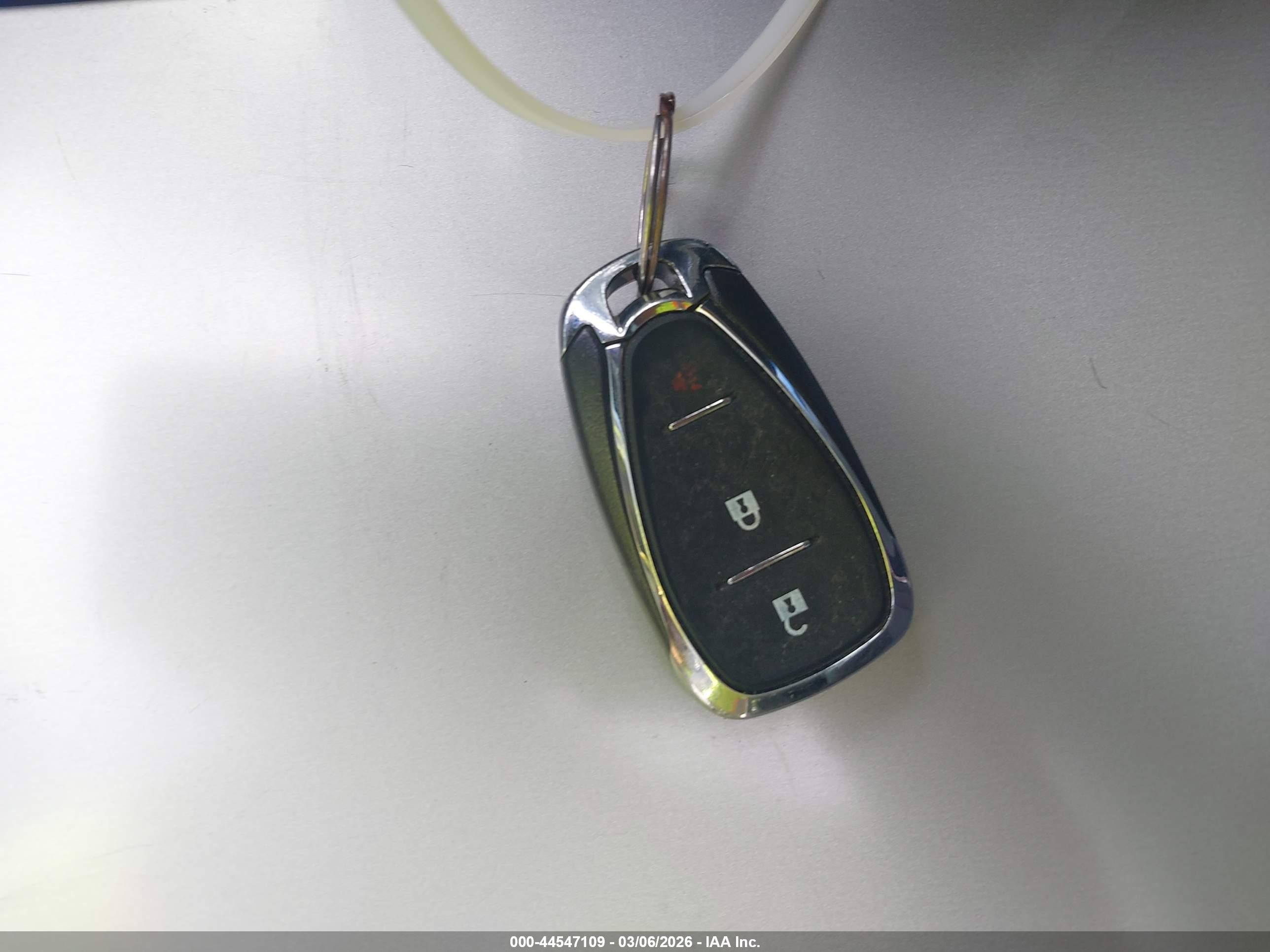 CHEVROLET TRAVERSE image 11