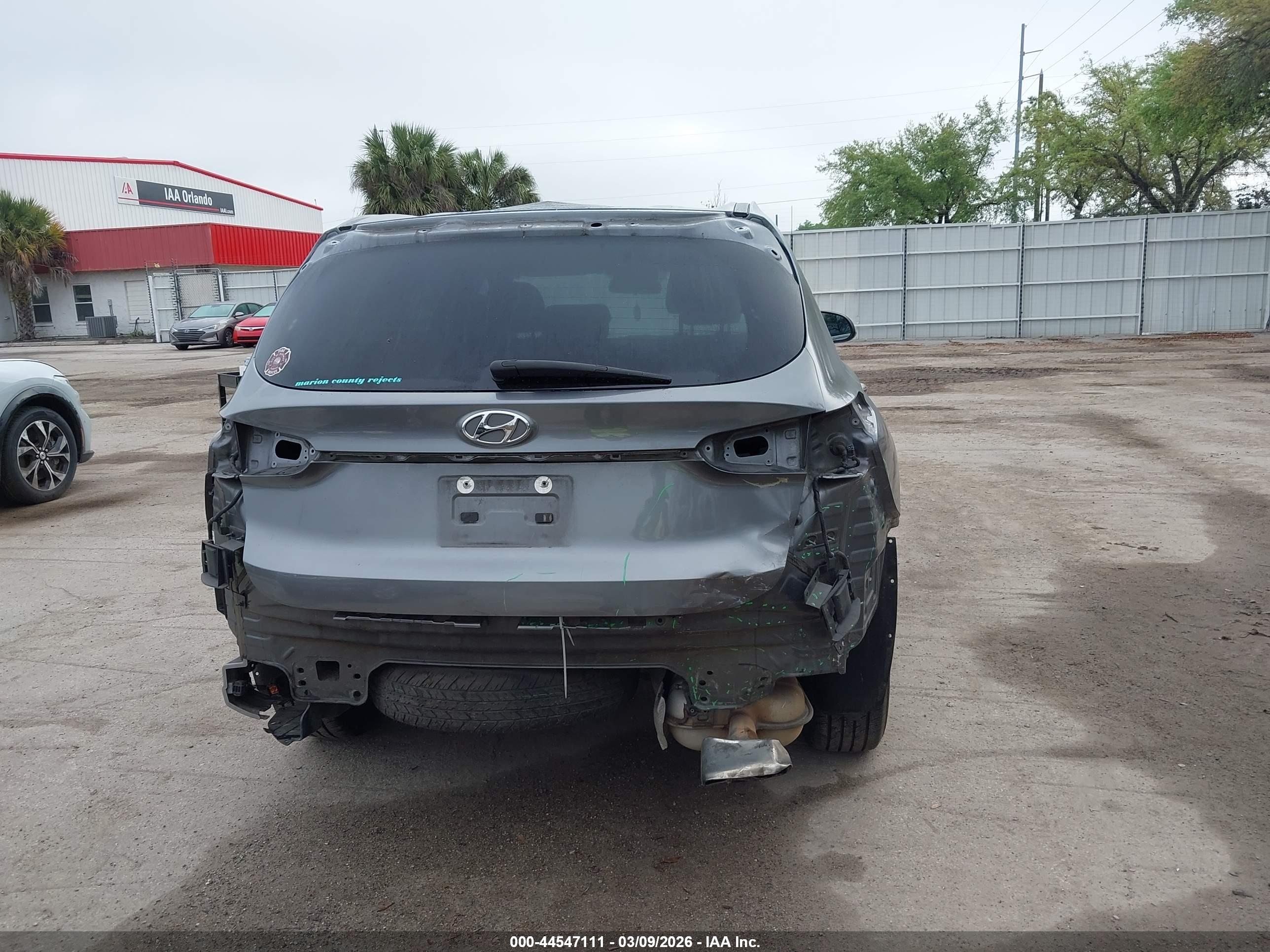 HYUNDAI SANTA image 6