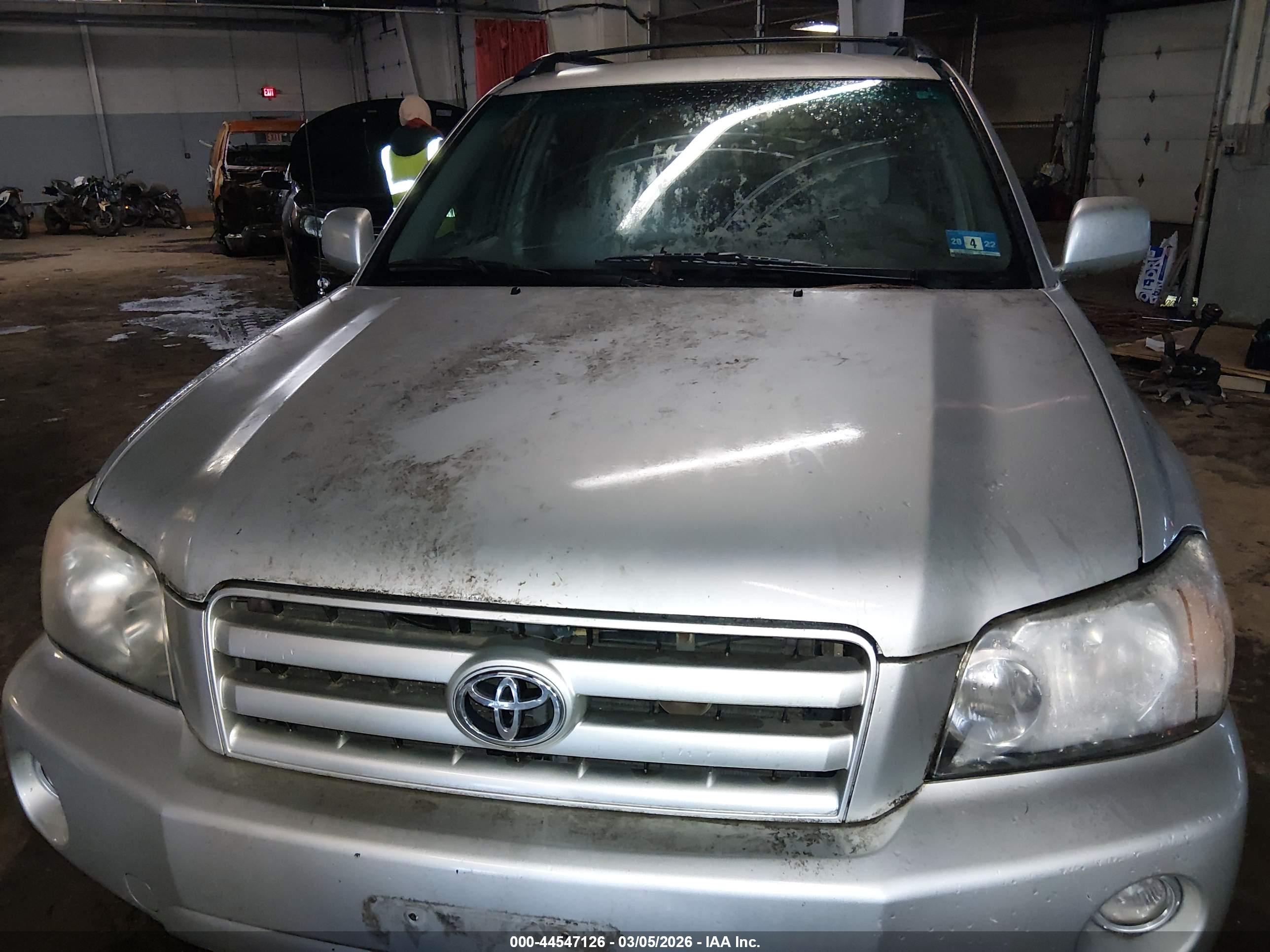 TOYOTA HIGHLANDER image 6