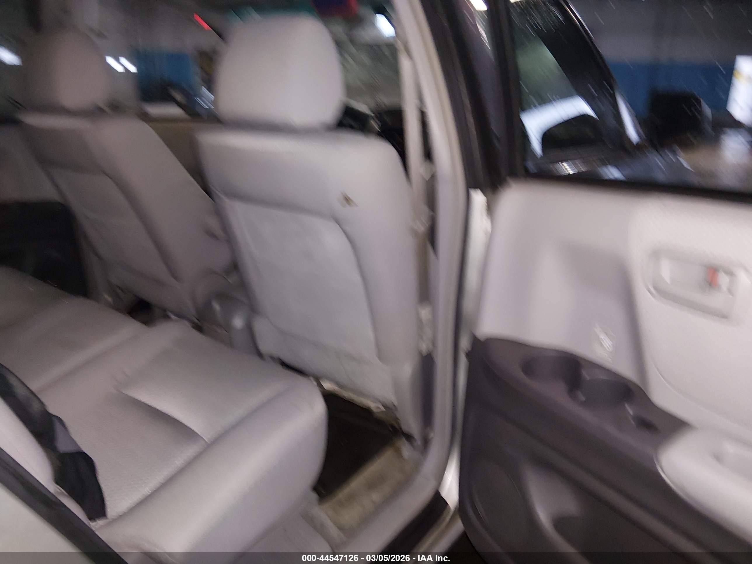 TOYOTA HIGHLANDER image 8
