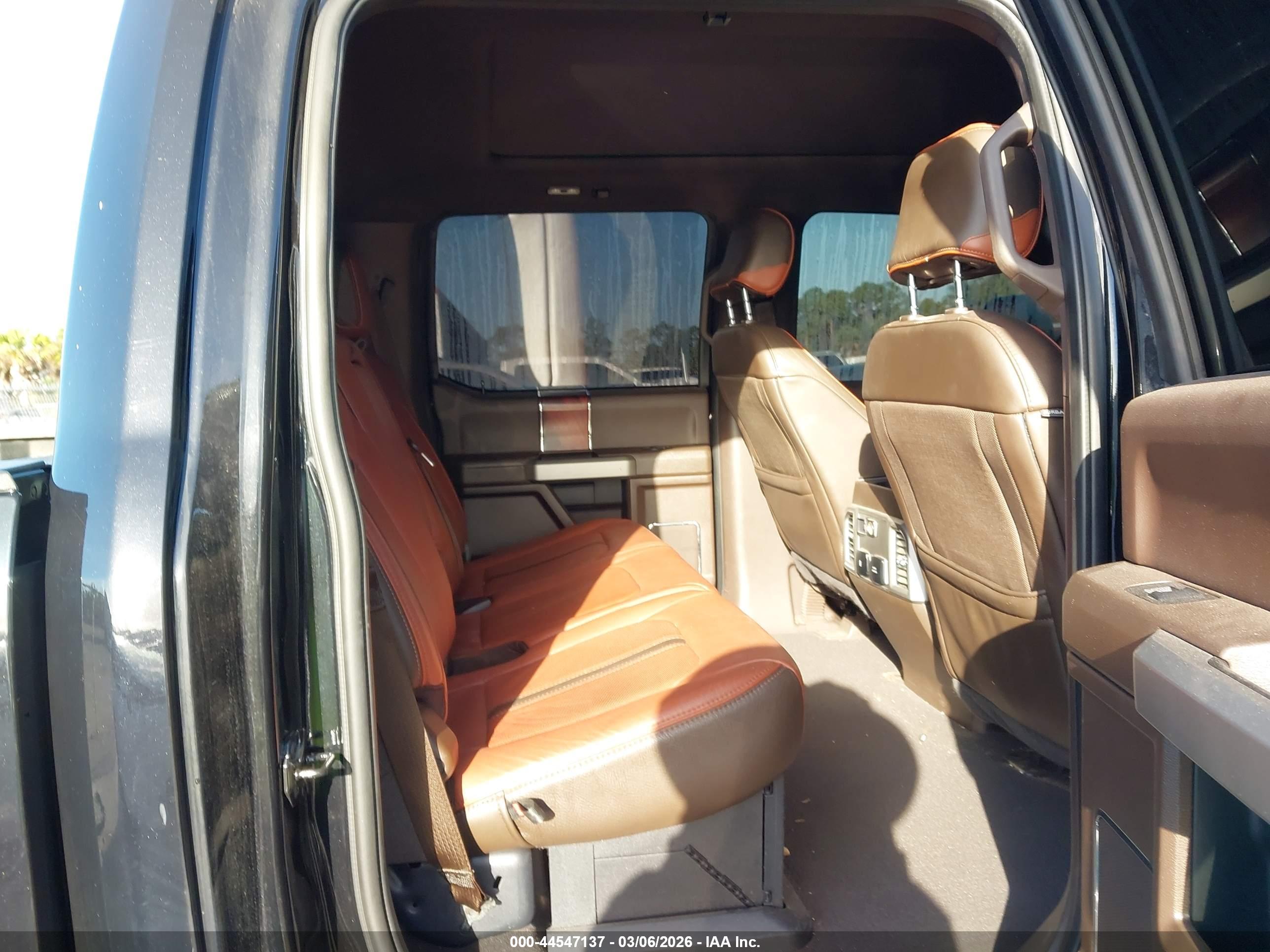 FORD F-350 image 8