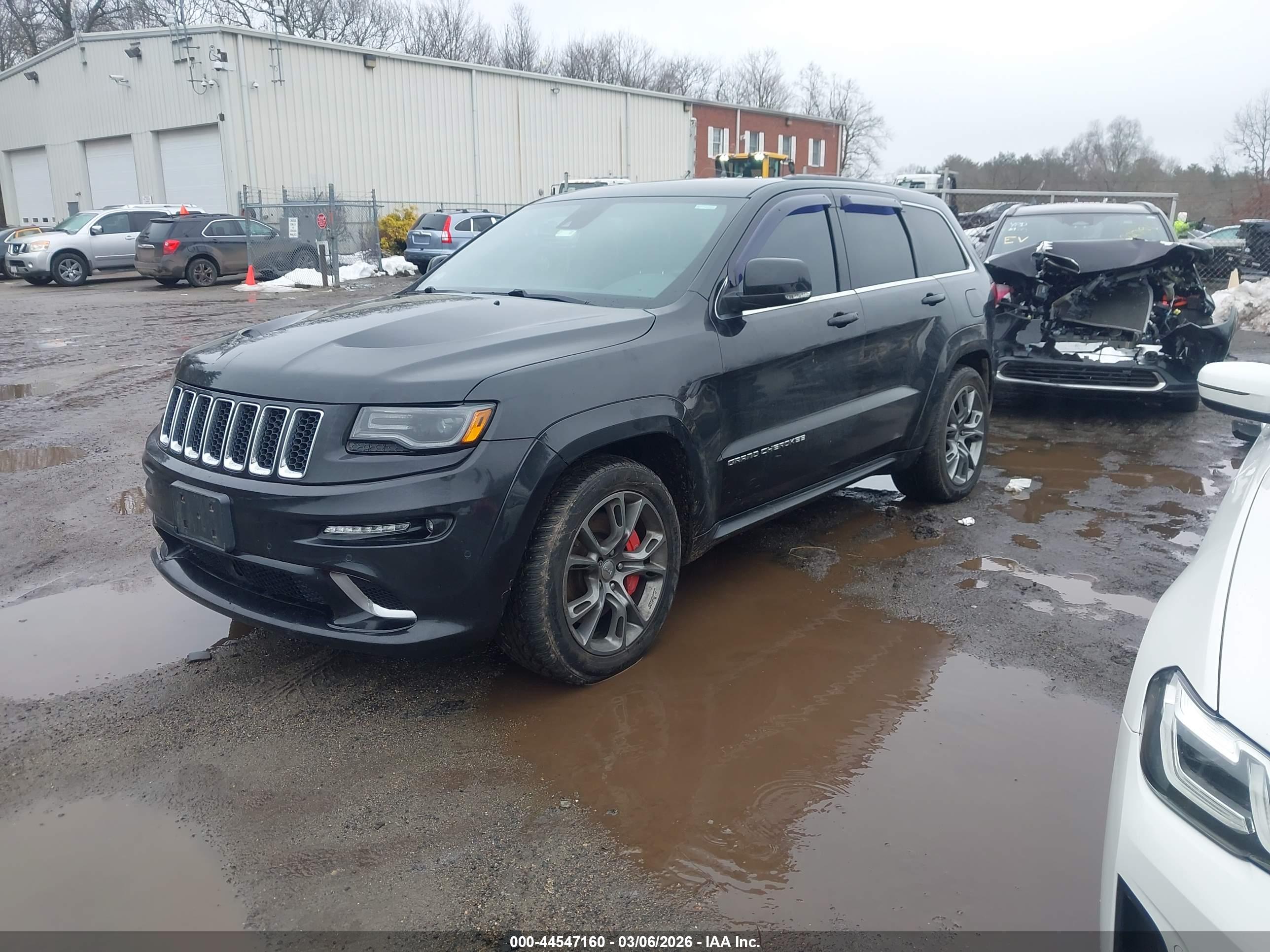 JEEP GRAND image 2
