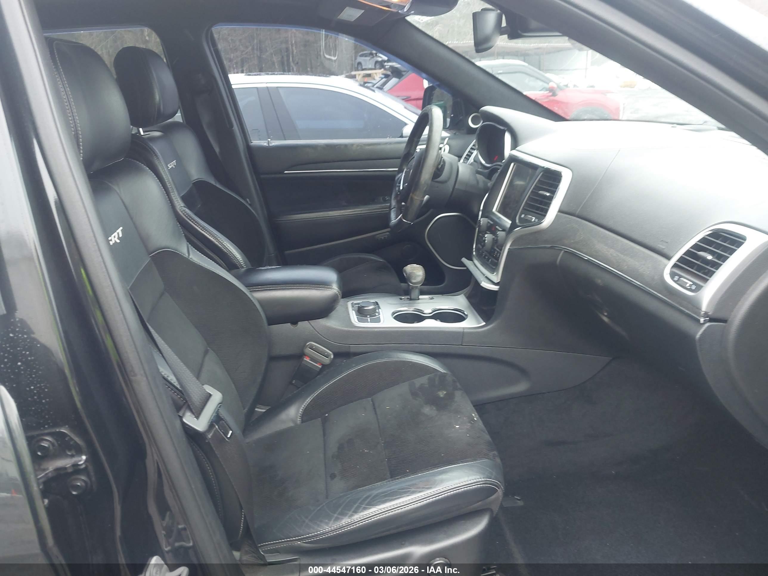 JEEP GRAND image 5