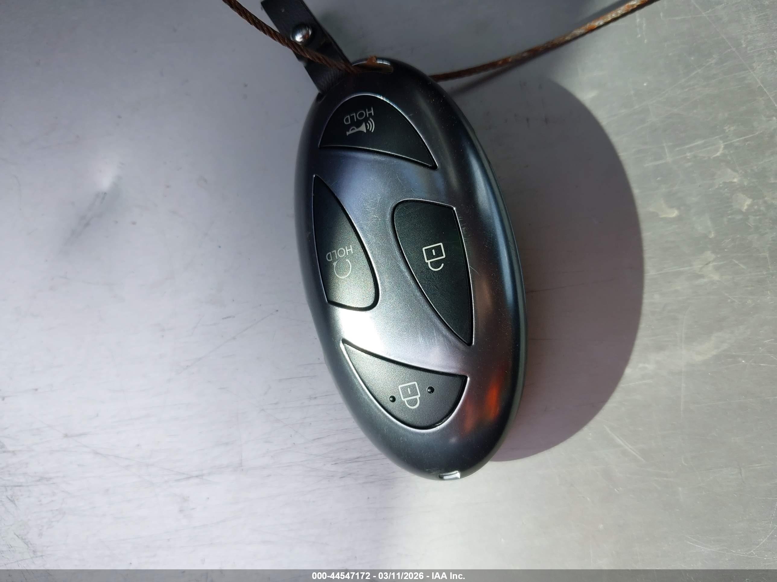 HYUNDAI ELANTRA image 11