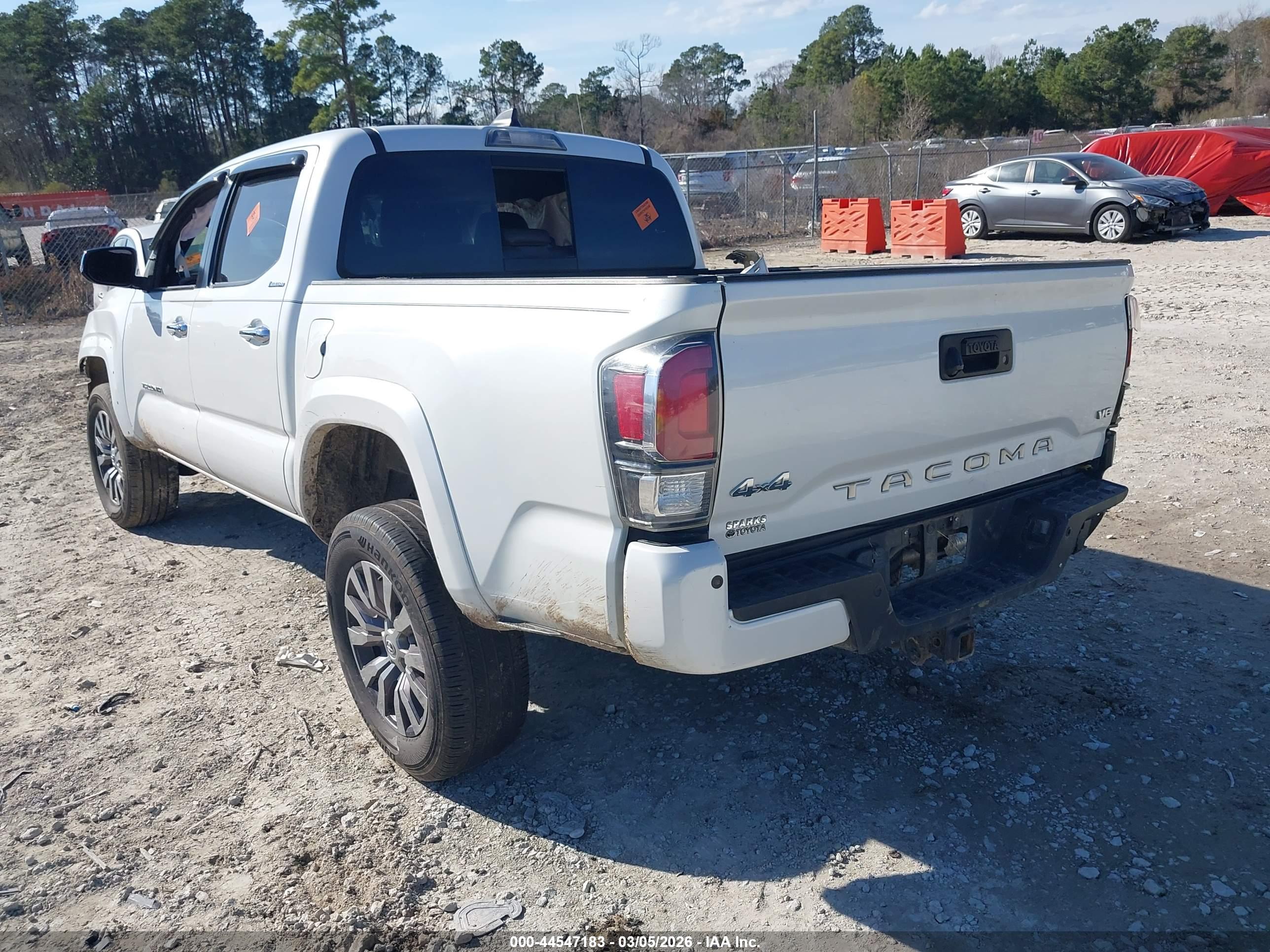 TOYOTA TACOMA image 3