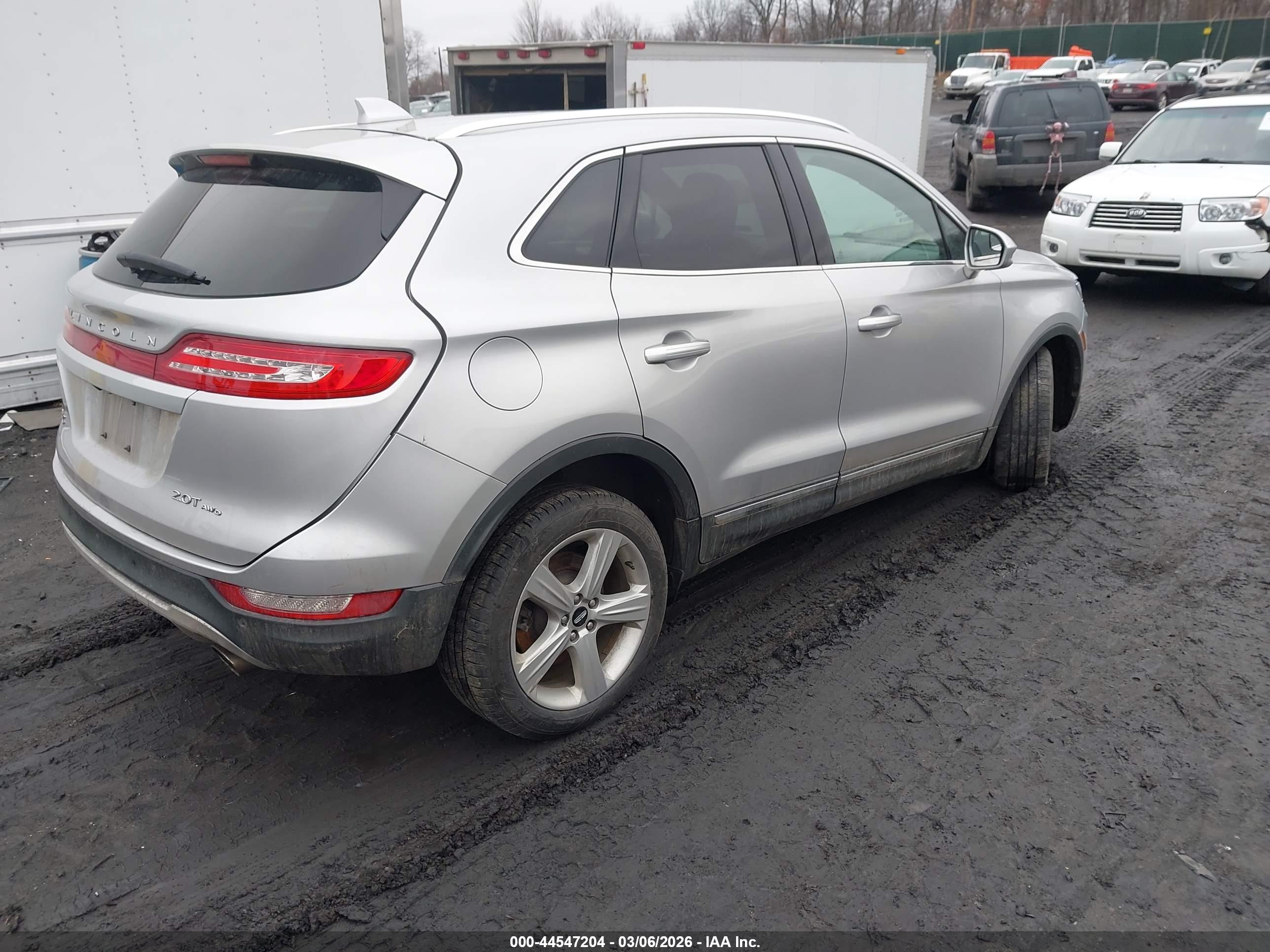 LINCOLN MKC image 4