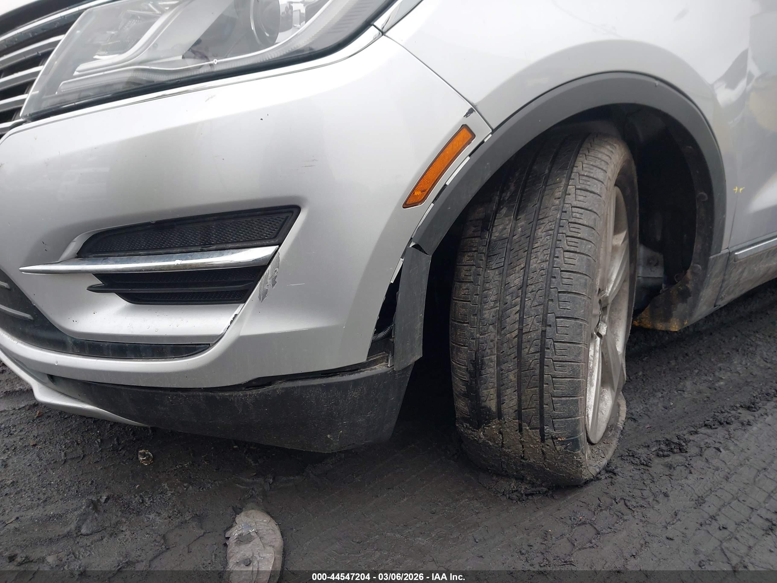 LINCOLN MKC image 6