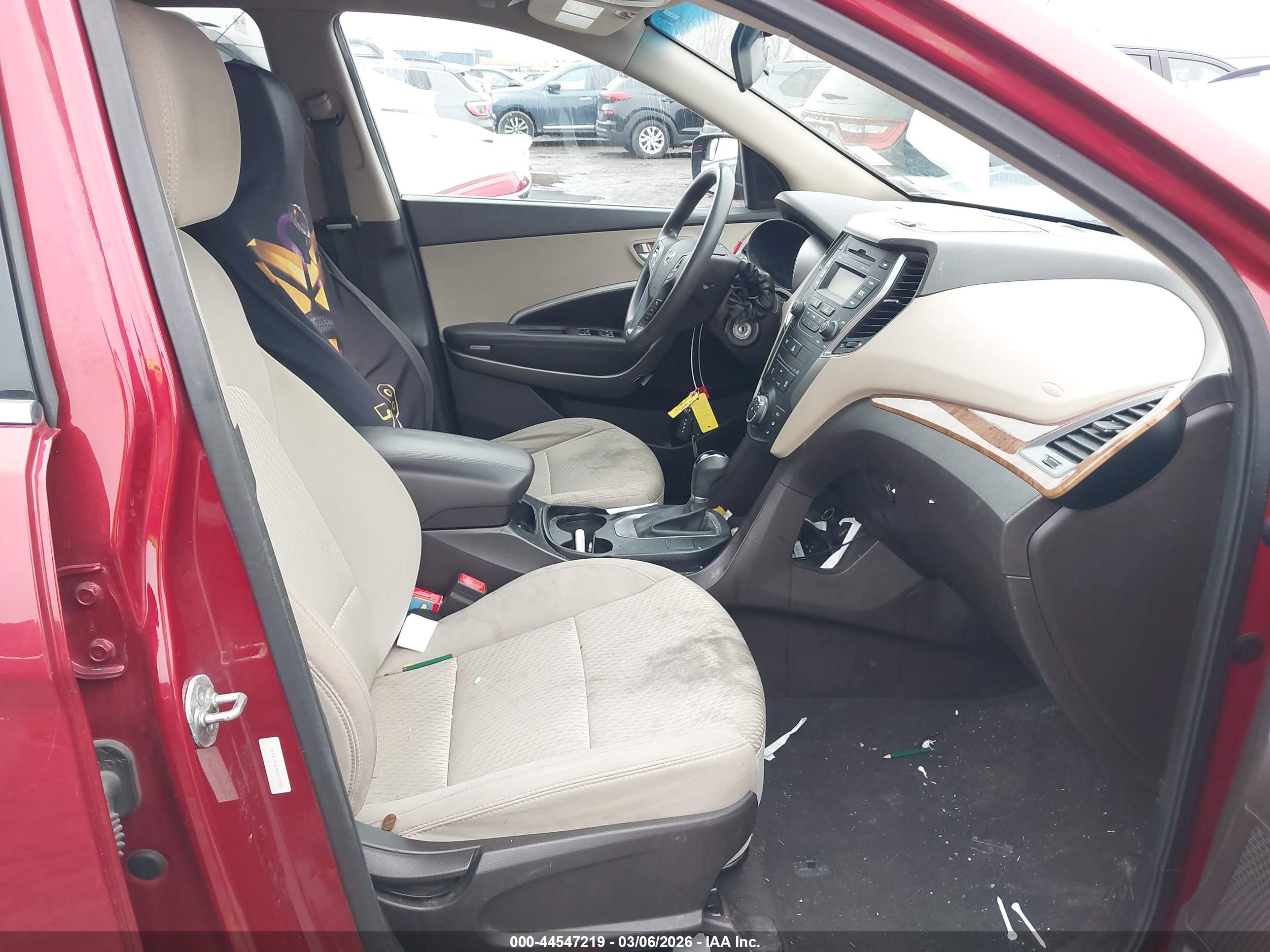 HYUNDAI SANTA image 5