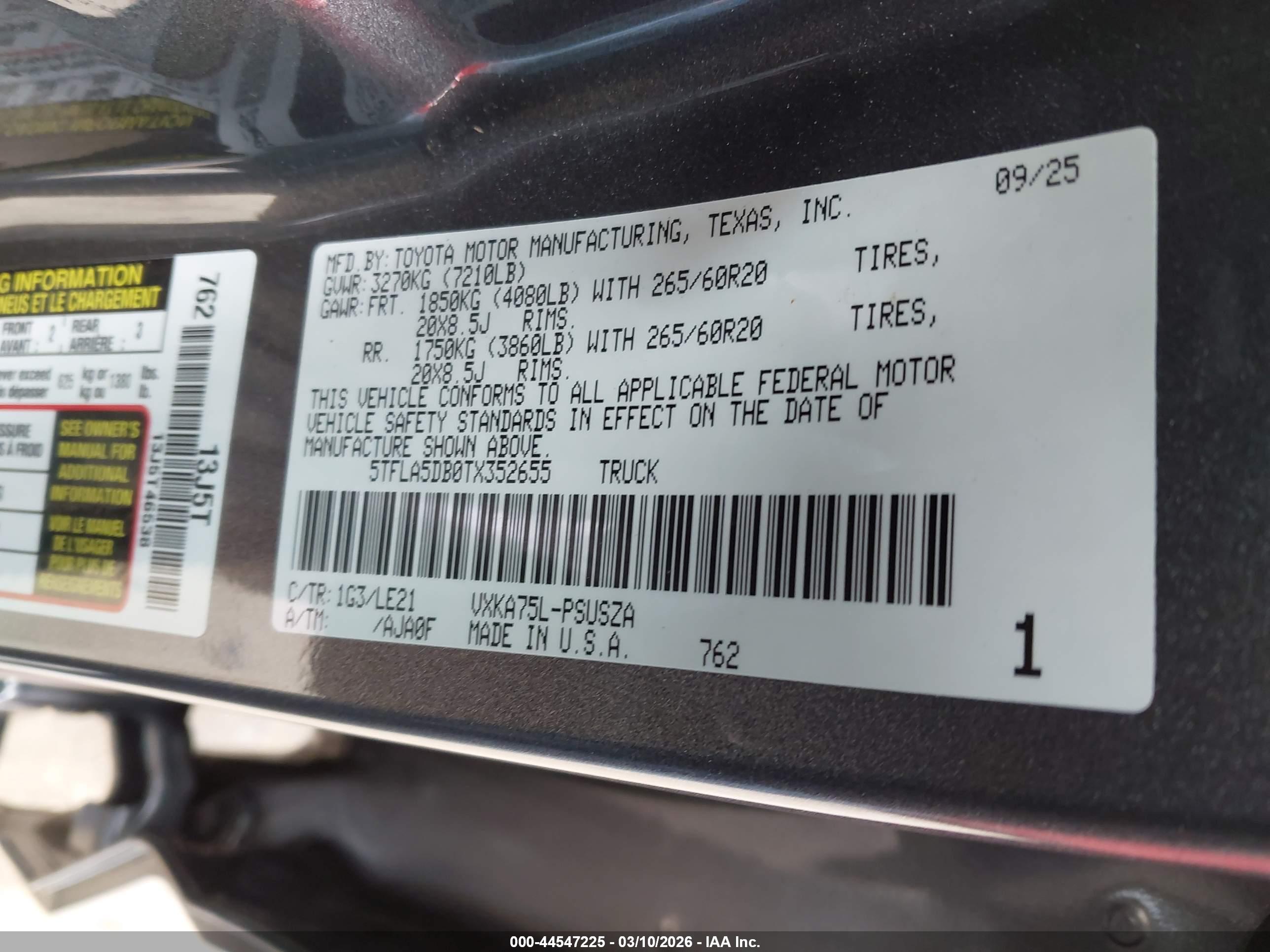 TOYOTA TUNDRA image 9