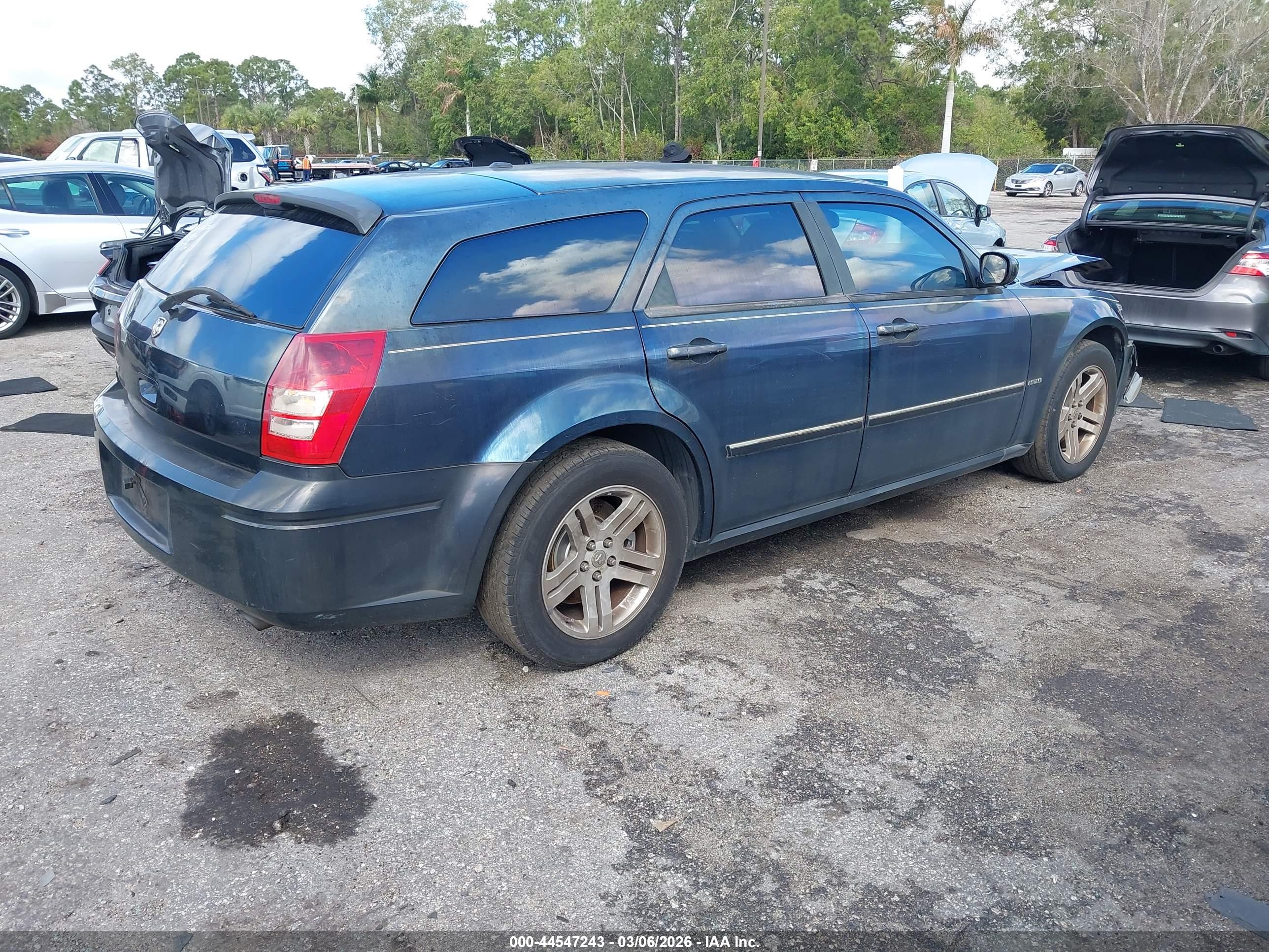 DODGE MAGNUM image 4
