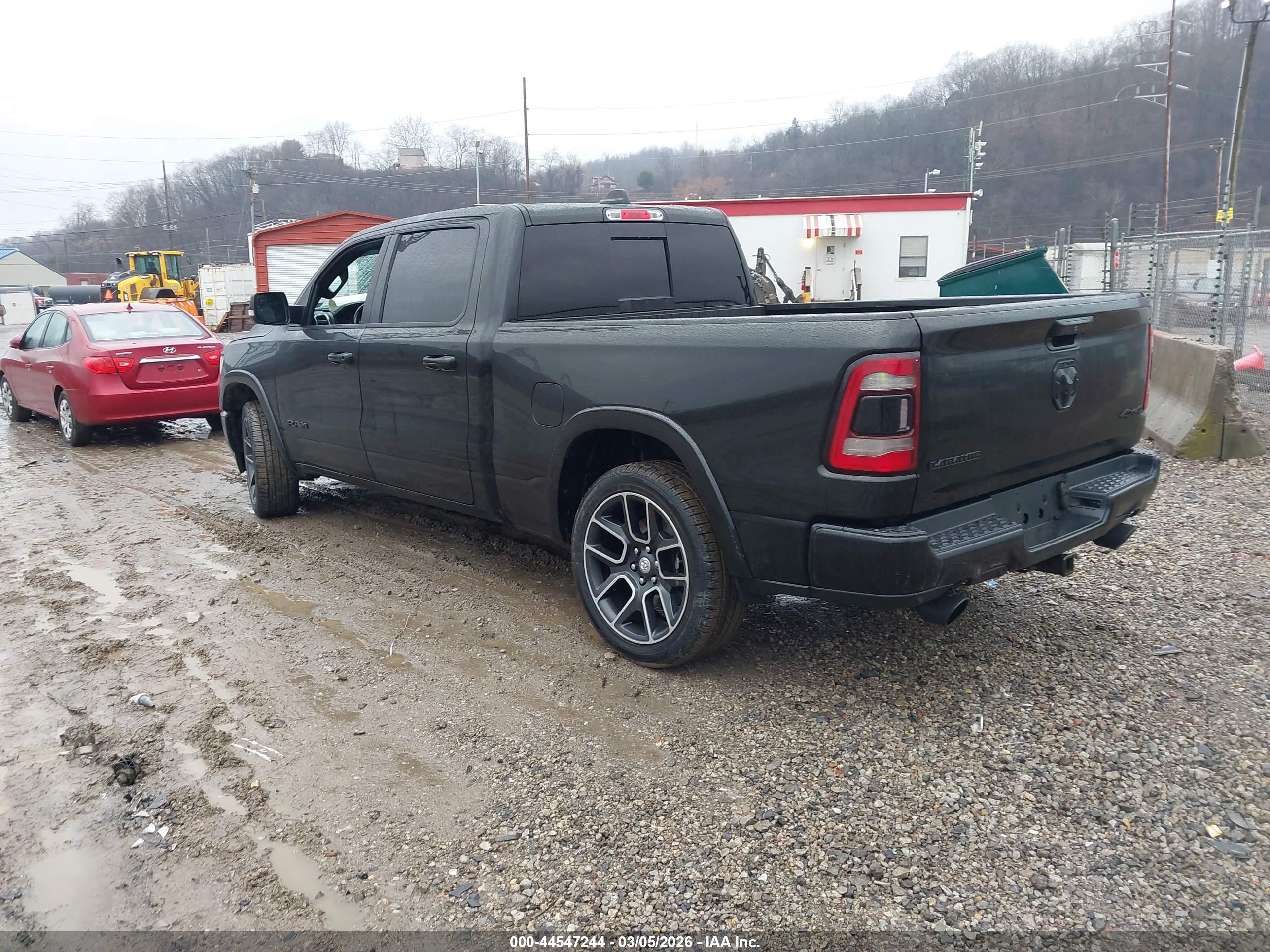 RAM 1500 image 3