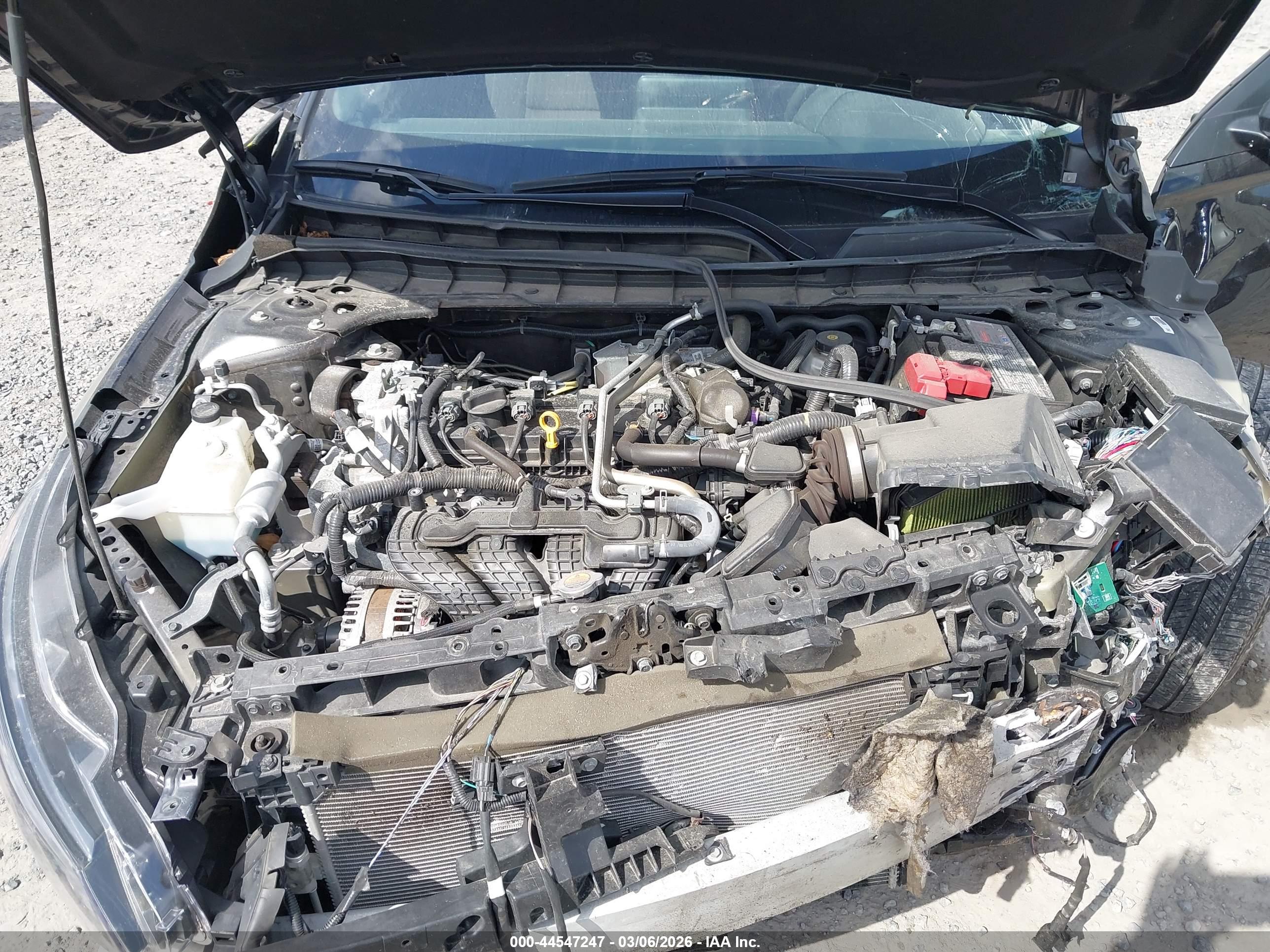 NISSAN ALTIMA image 10