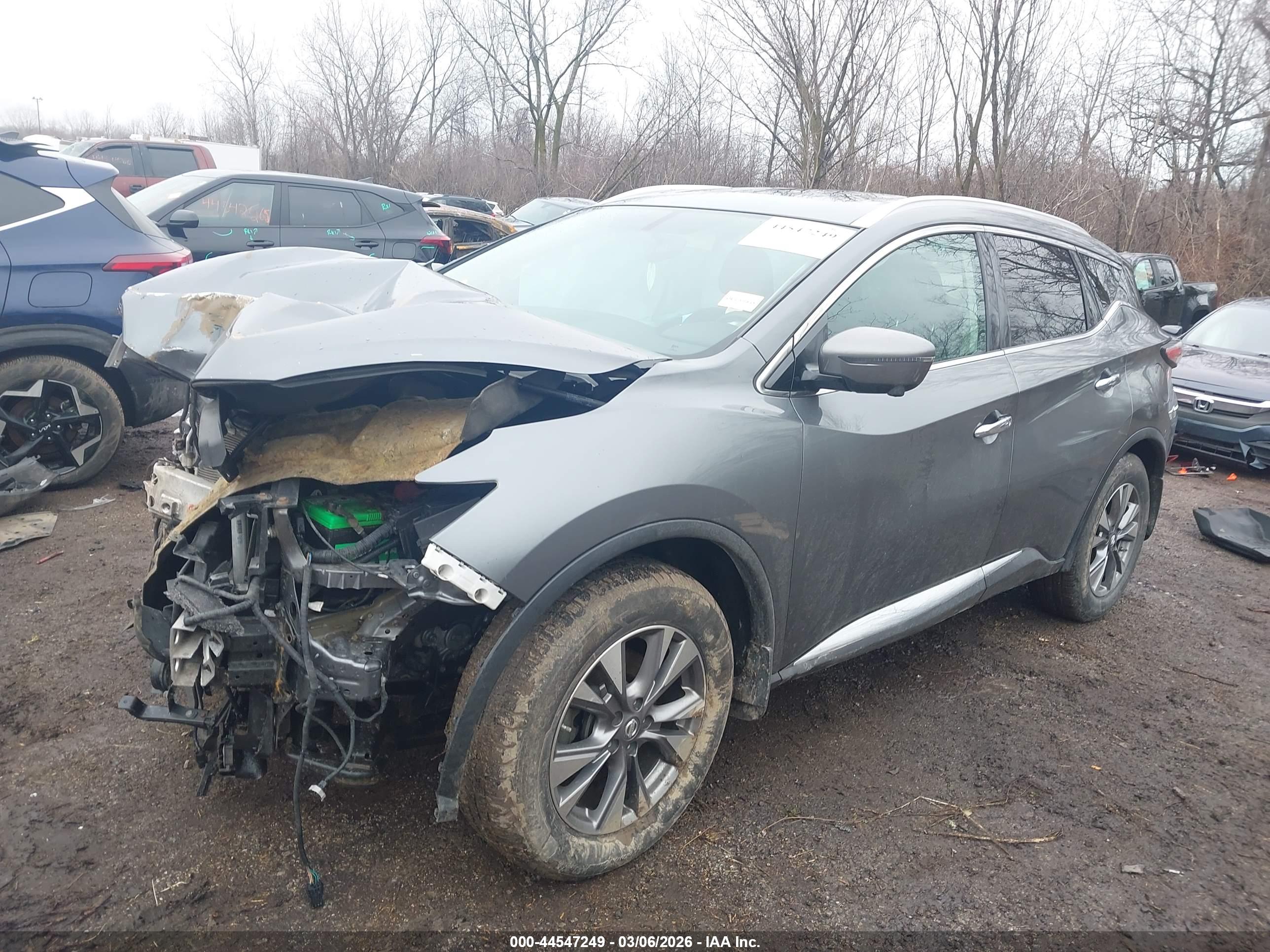 NISSAN MURANO image 2