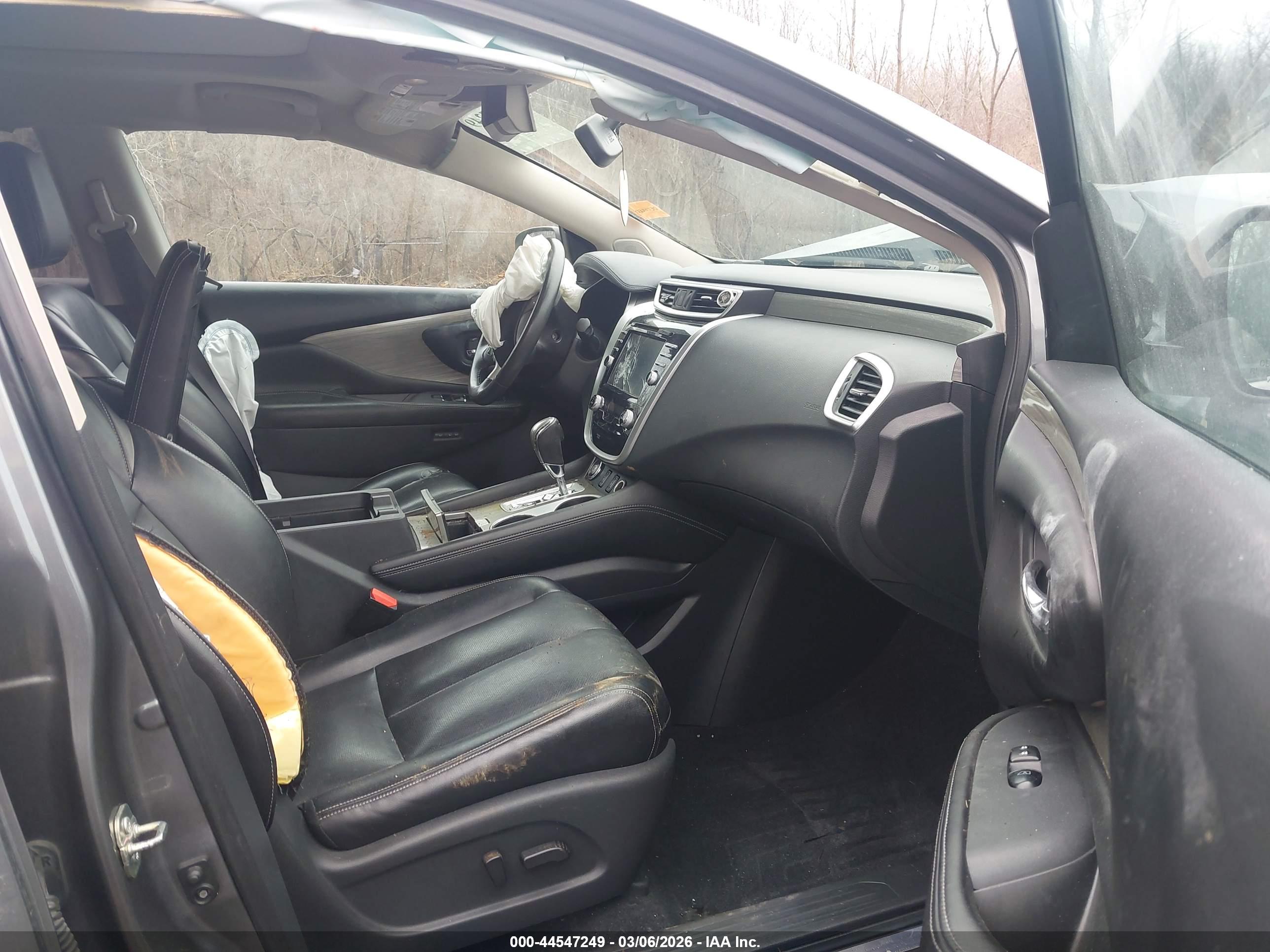 NISSAN MURANO image 5