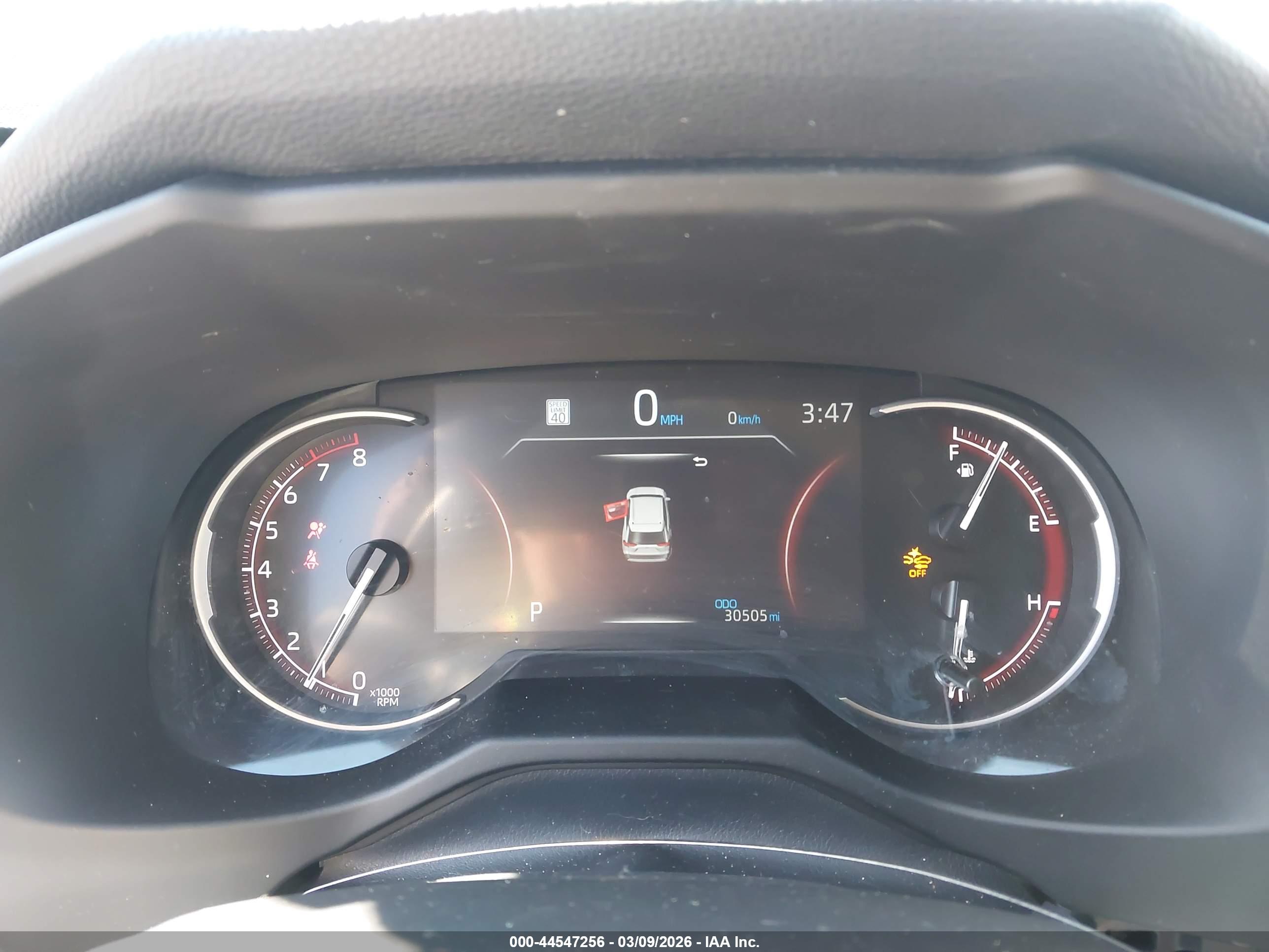 TOYOTA RAV4 image 7