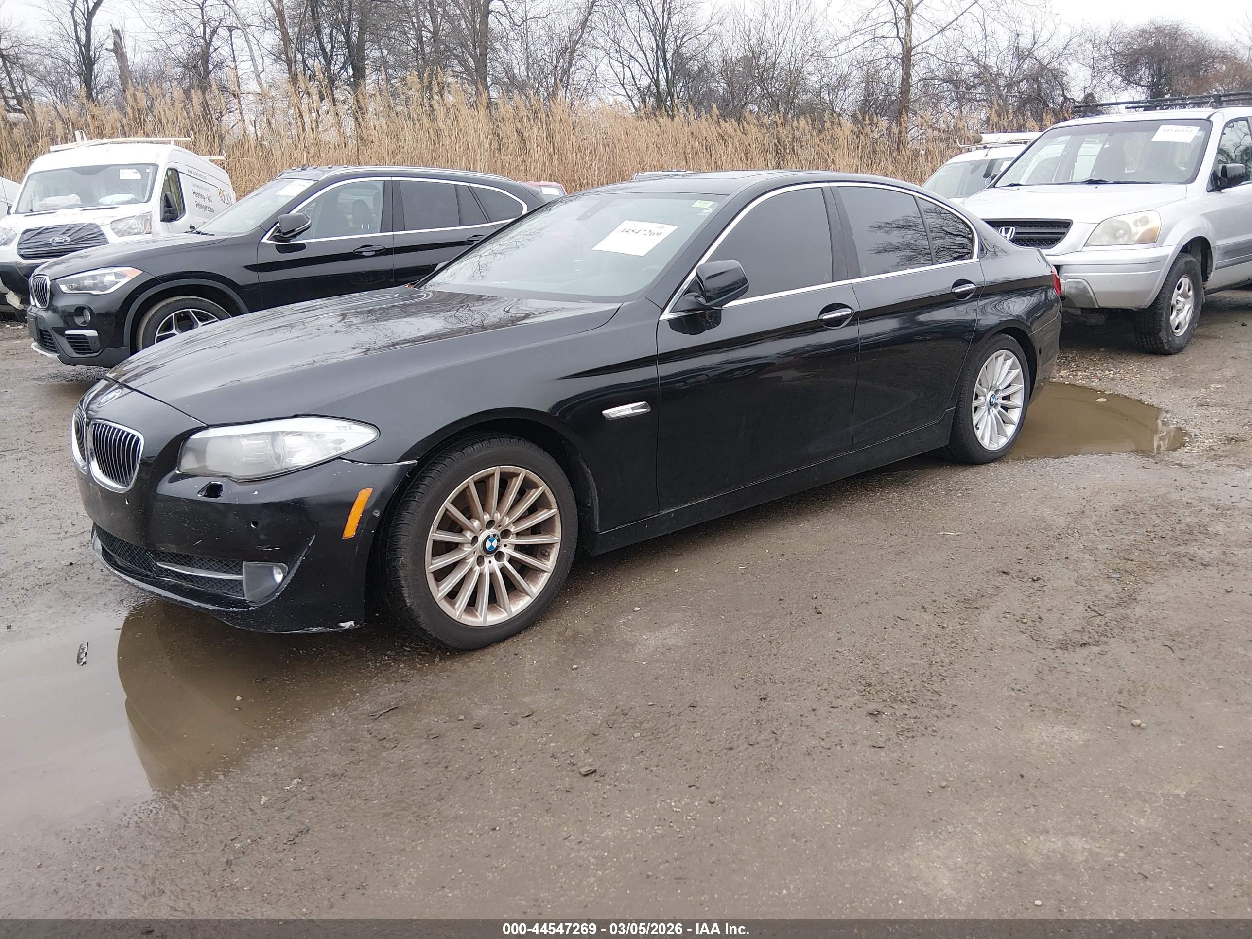 BMW 535I image 2