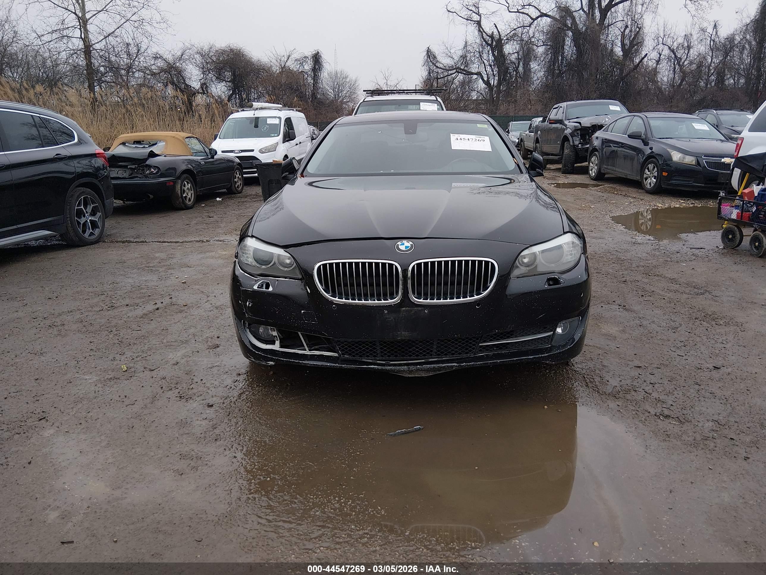 BMW 535I image 6