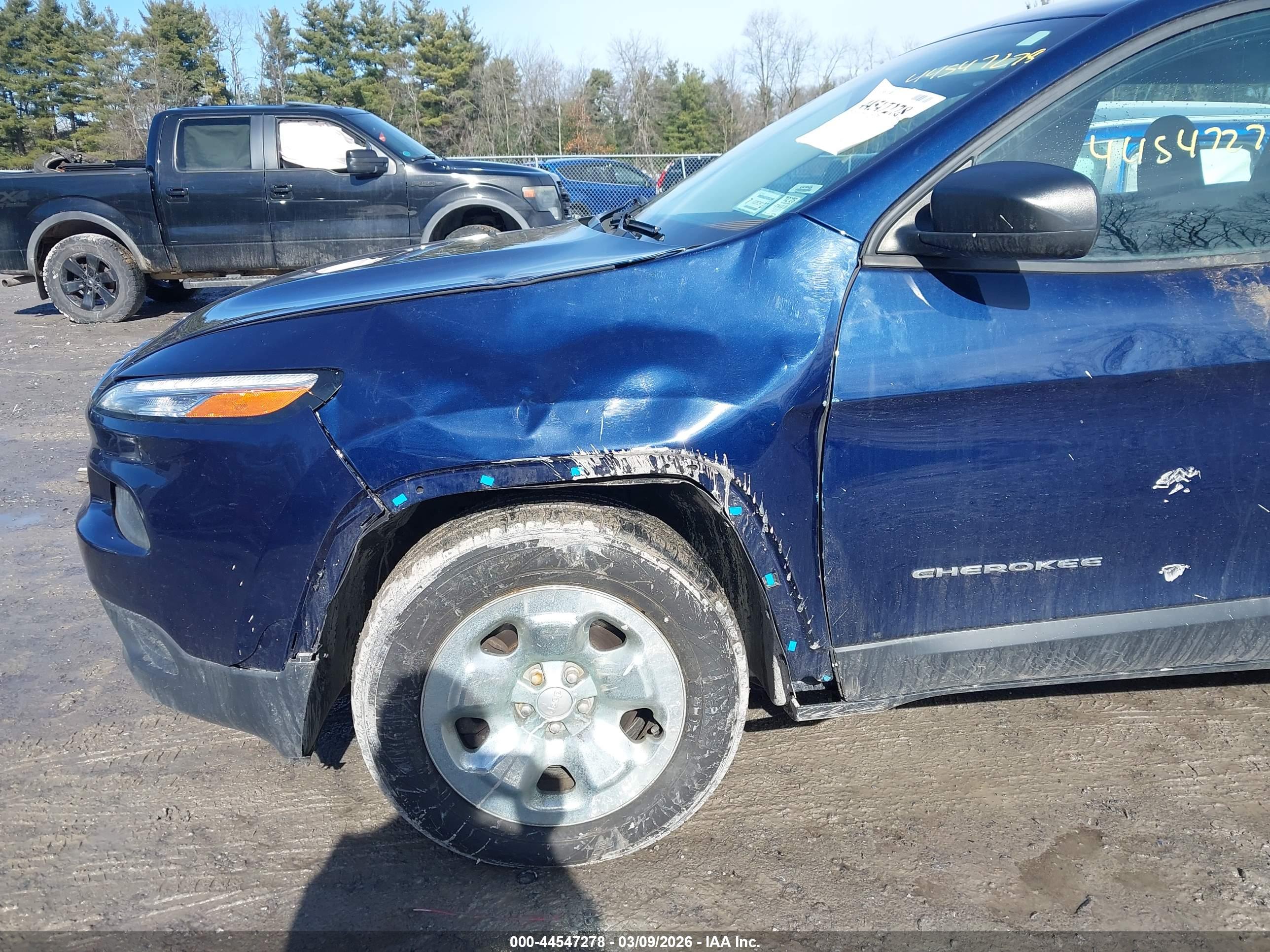 JEEP CHEROKEE image 6