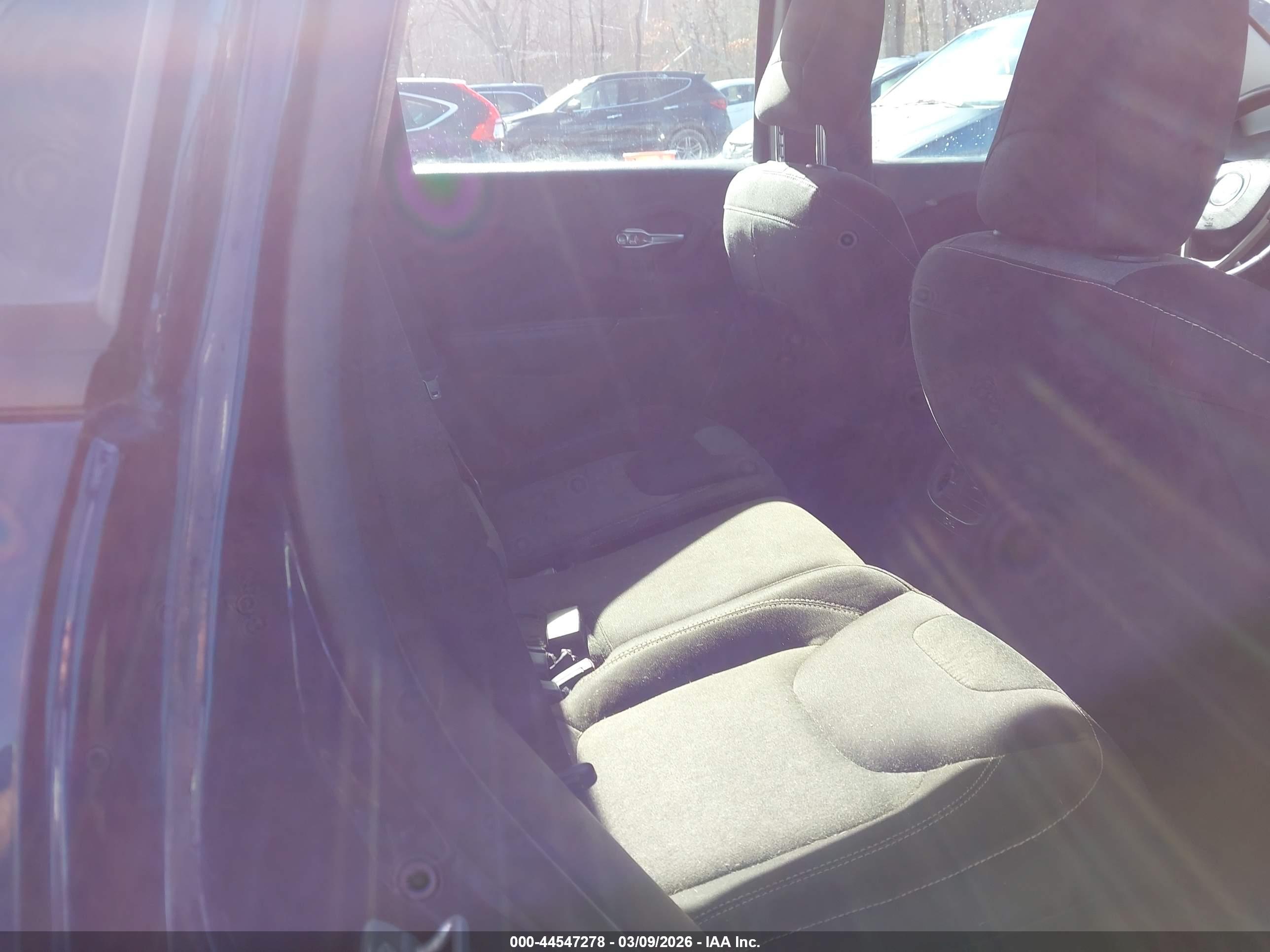 JEEP CHEROKEE image 8