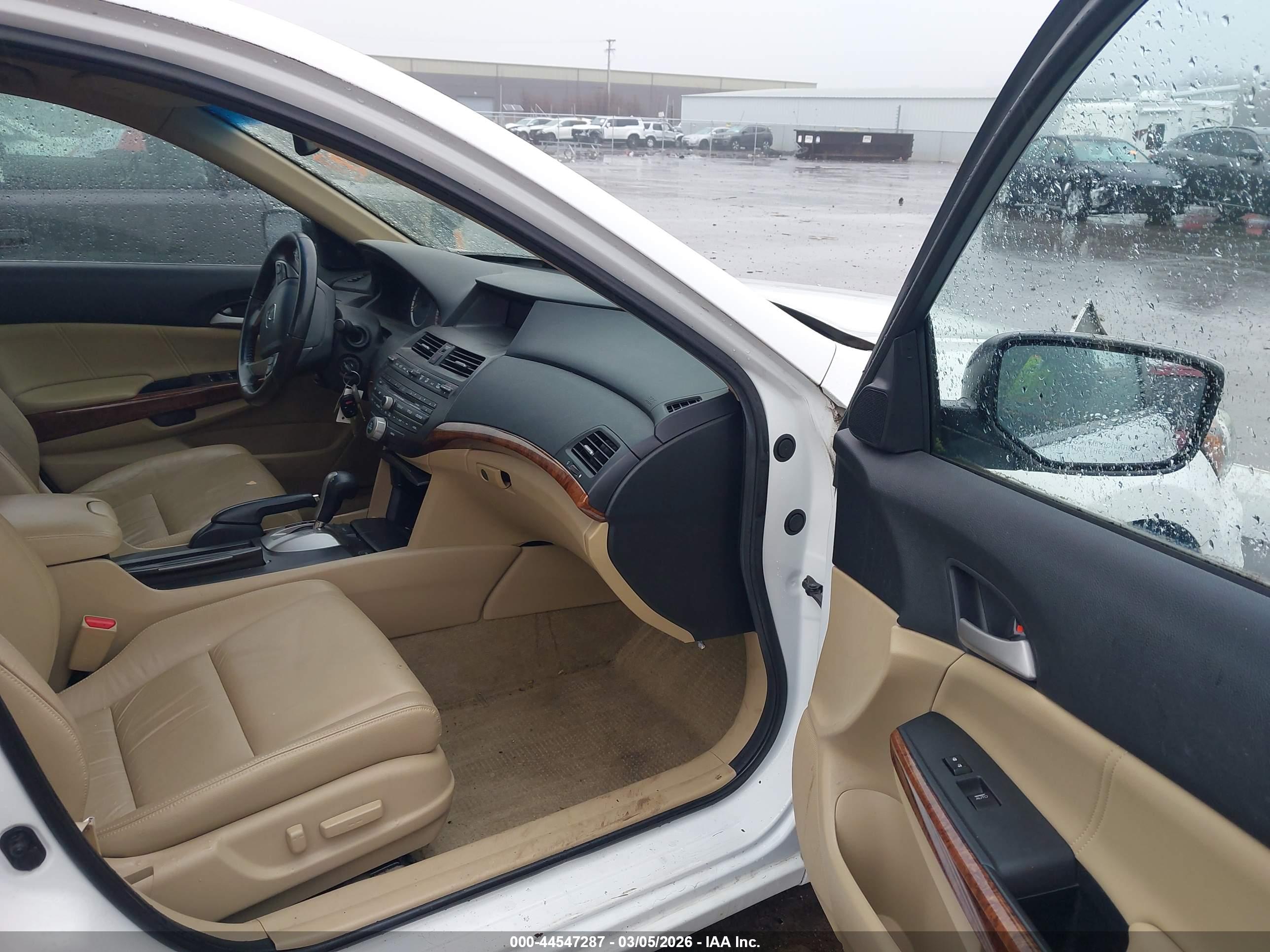 HONDA ACCORD image 5