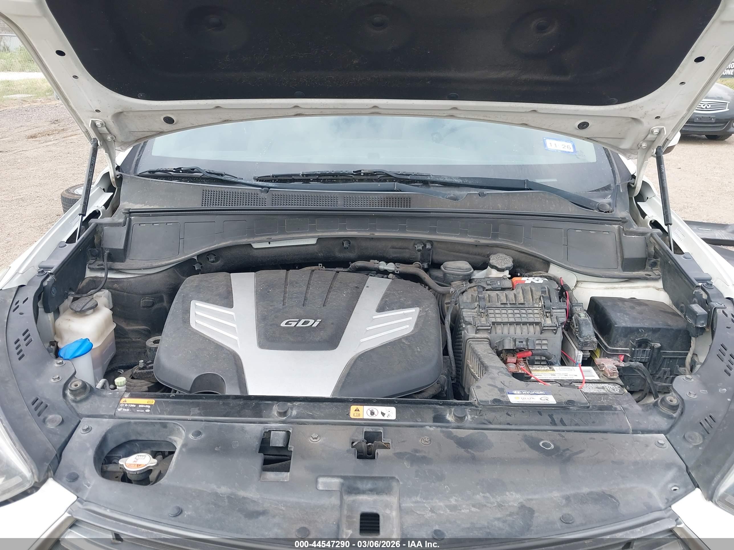 HYUNDAI SANTA image 10