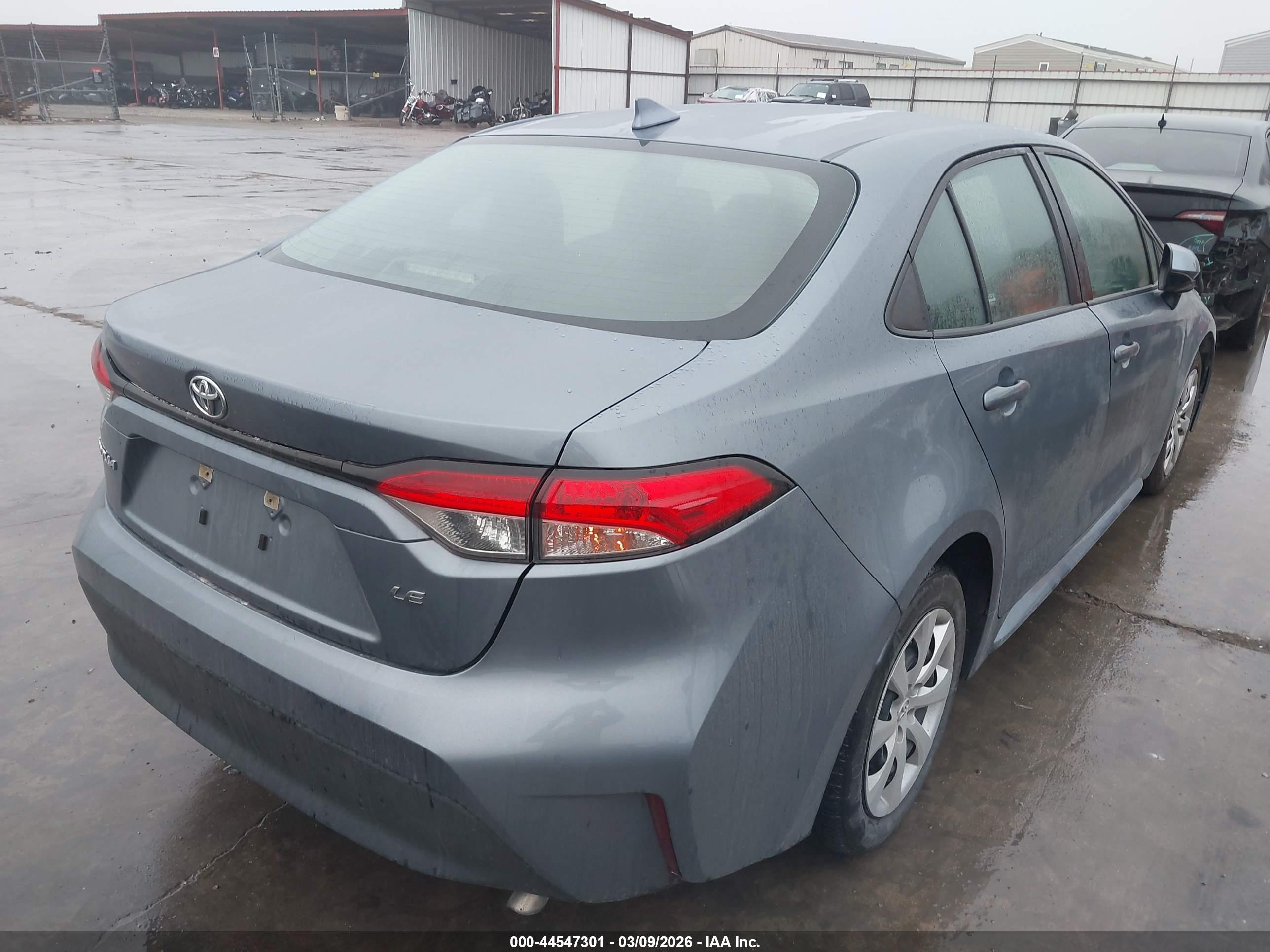 TOYOTA COROLLA image 4