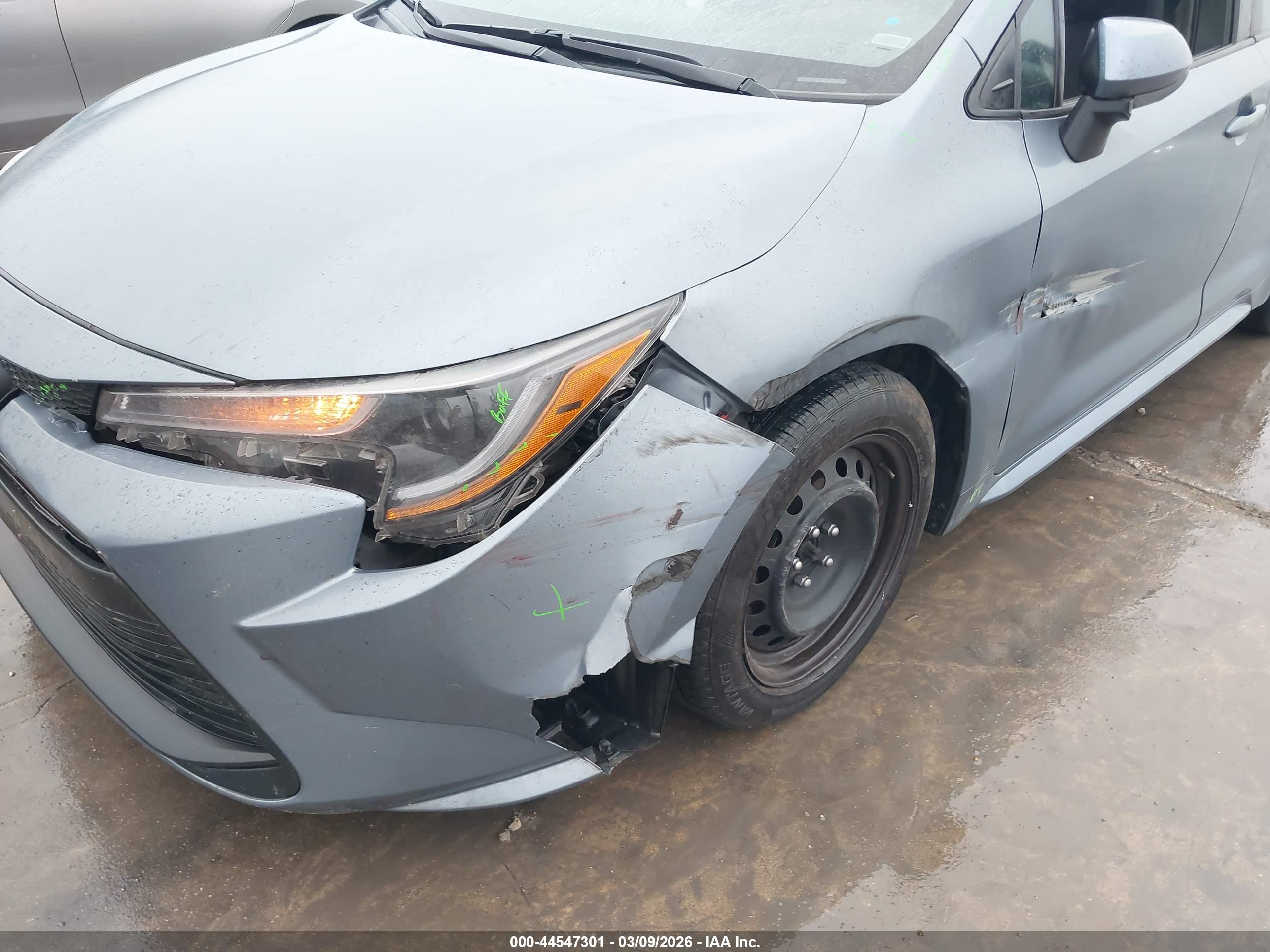 TOYOTA COROLLA image 6