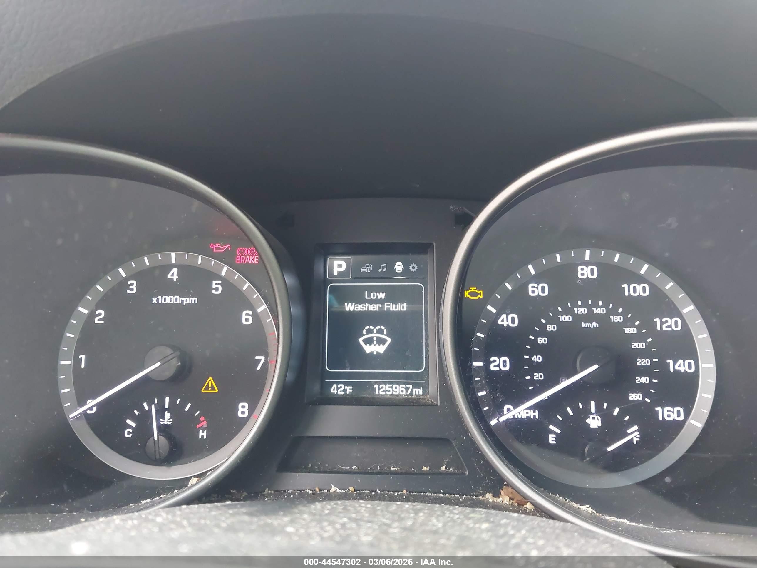 HYUNDAI SANTA image 7