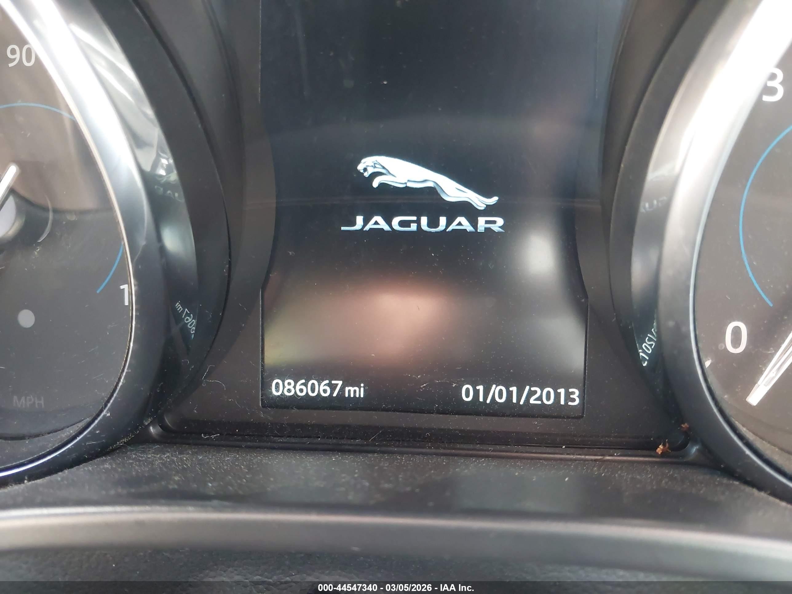 JAGUAR XE image 7