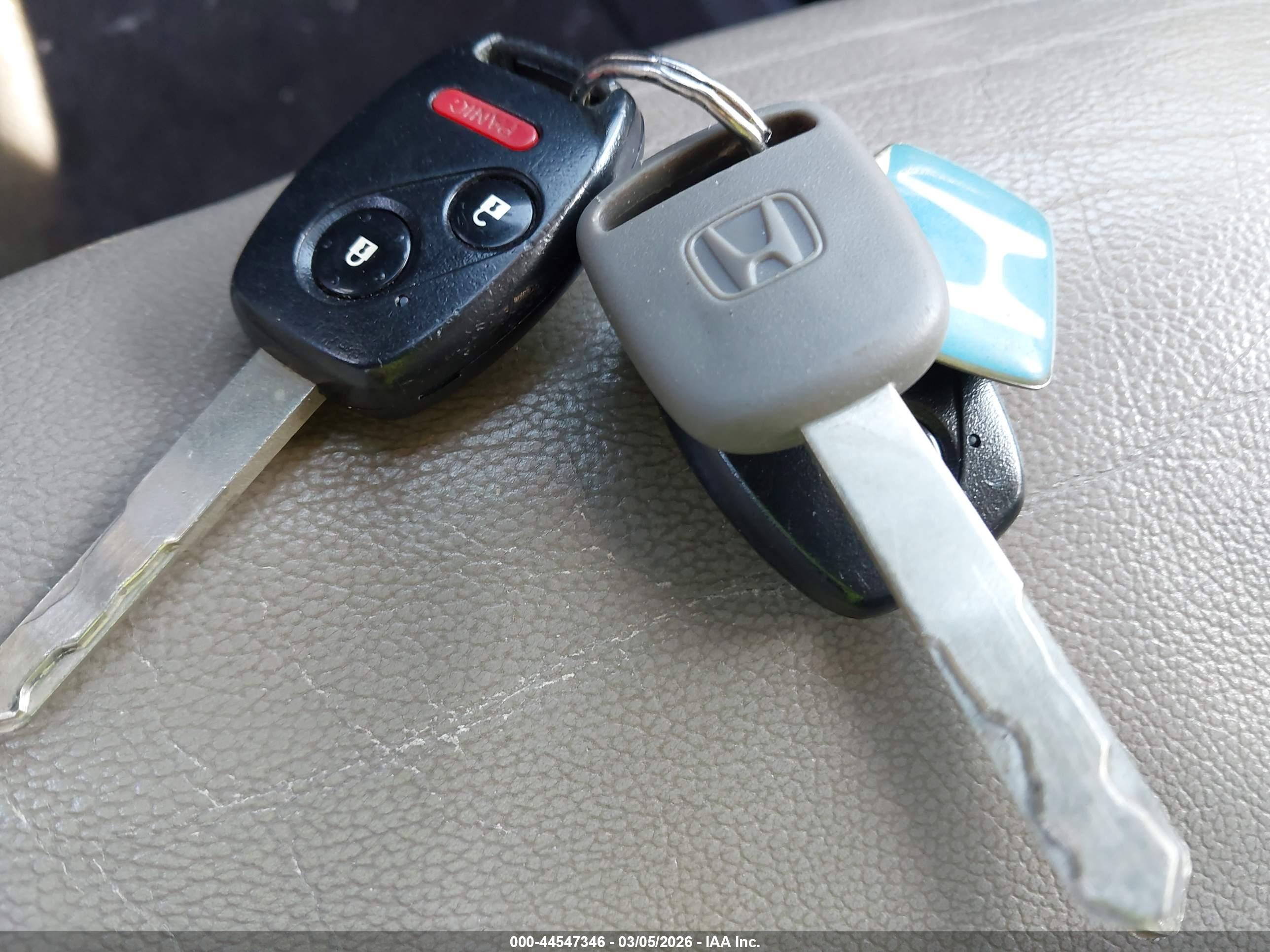 HONDA CR-V image 11