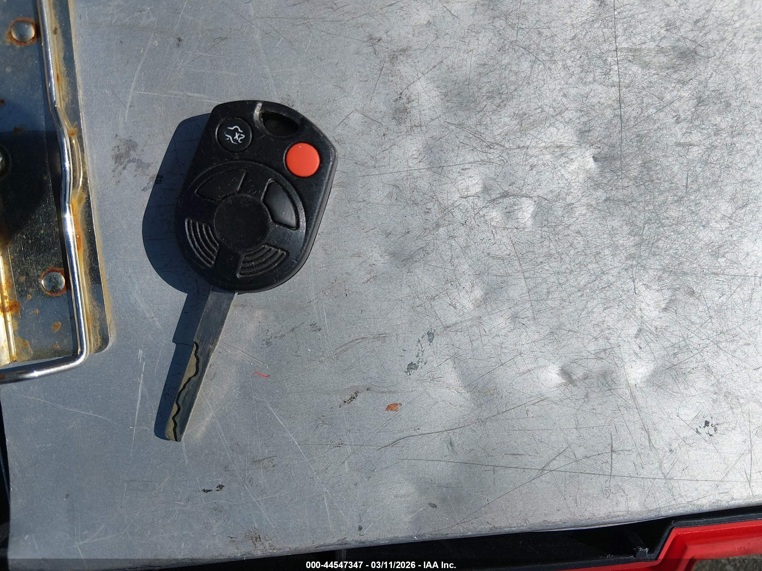 FORD ESCAPE image 11