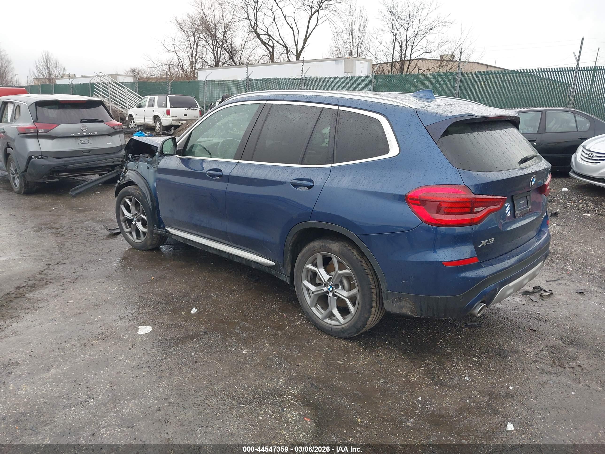 BMW X3 image 3