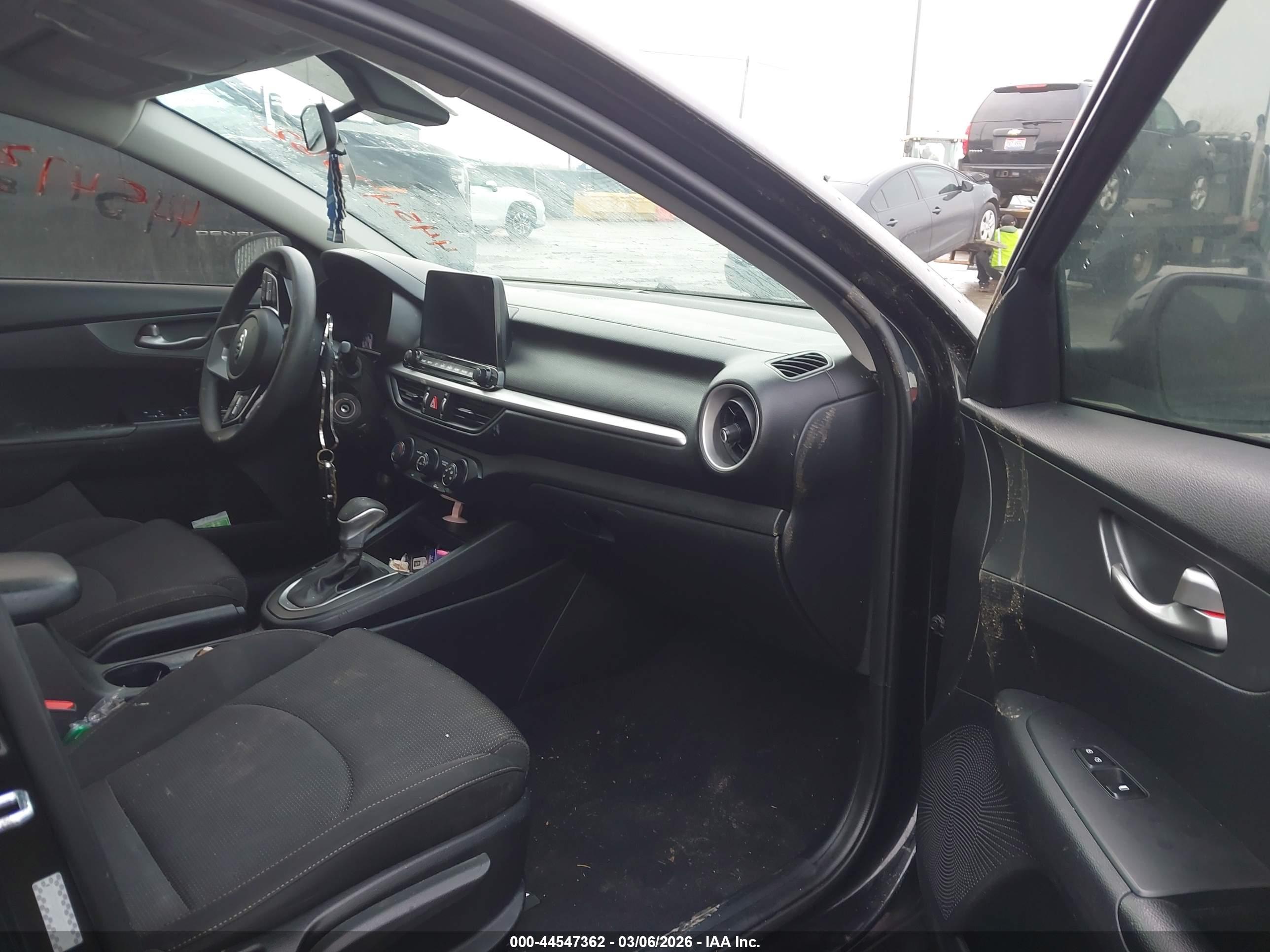 KIA FORTE image 5