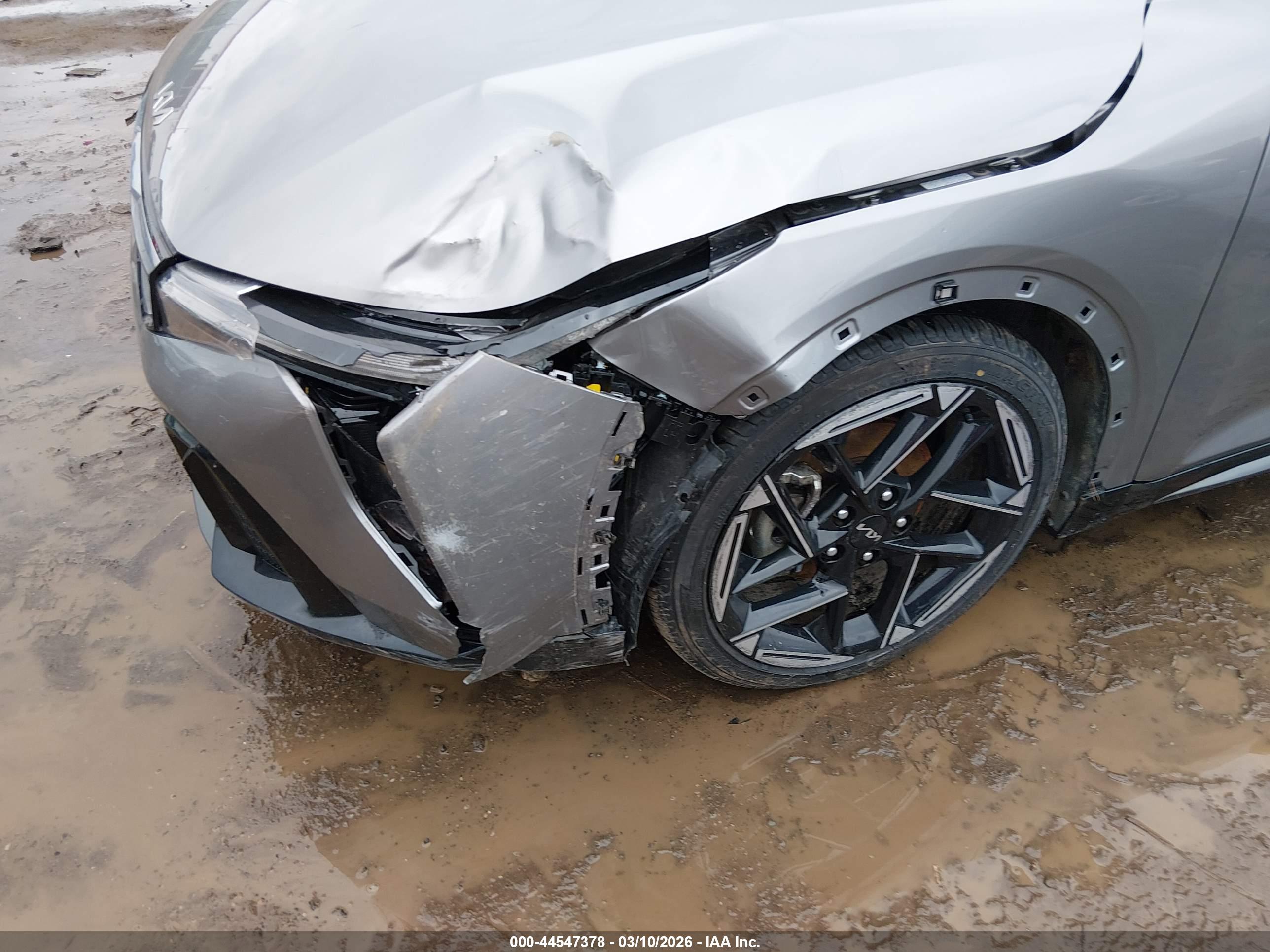 KIA K4 image 6
