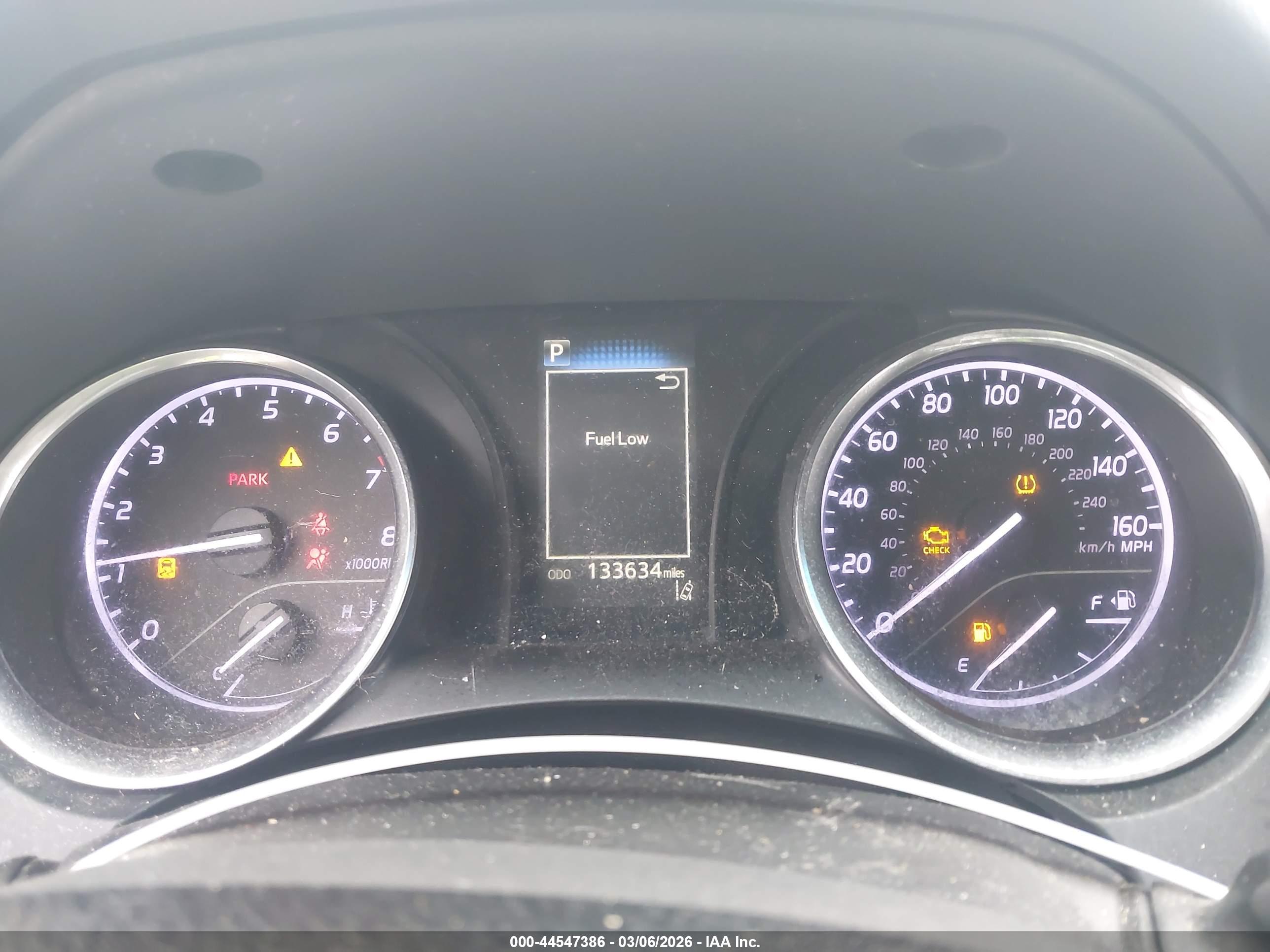 TOYOTA CAMRY image 7