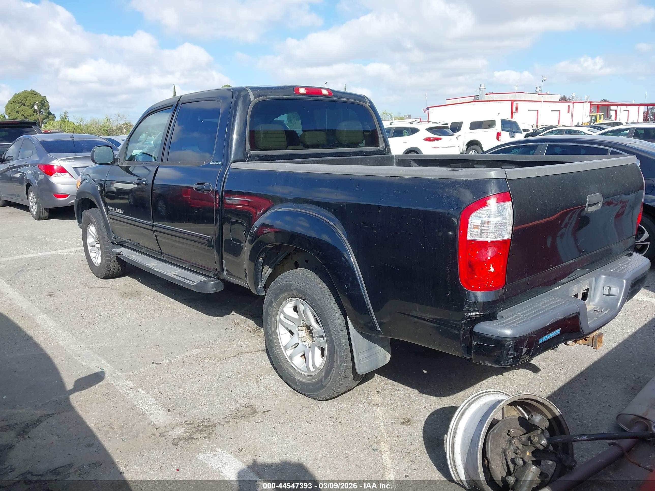 TOYOTA TUNDRA image 3