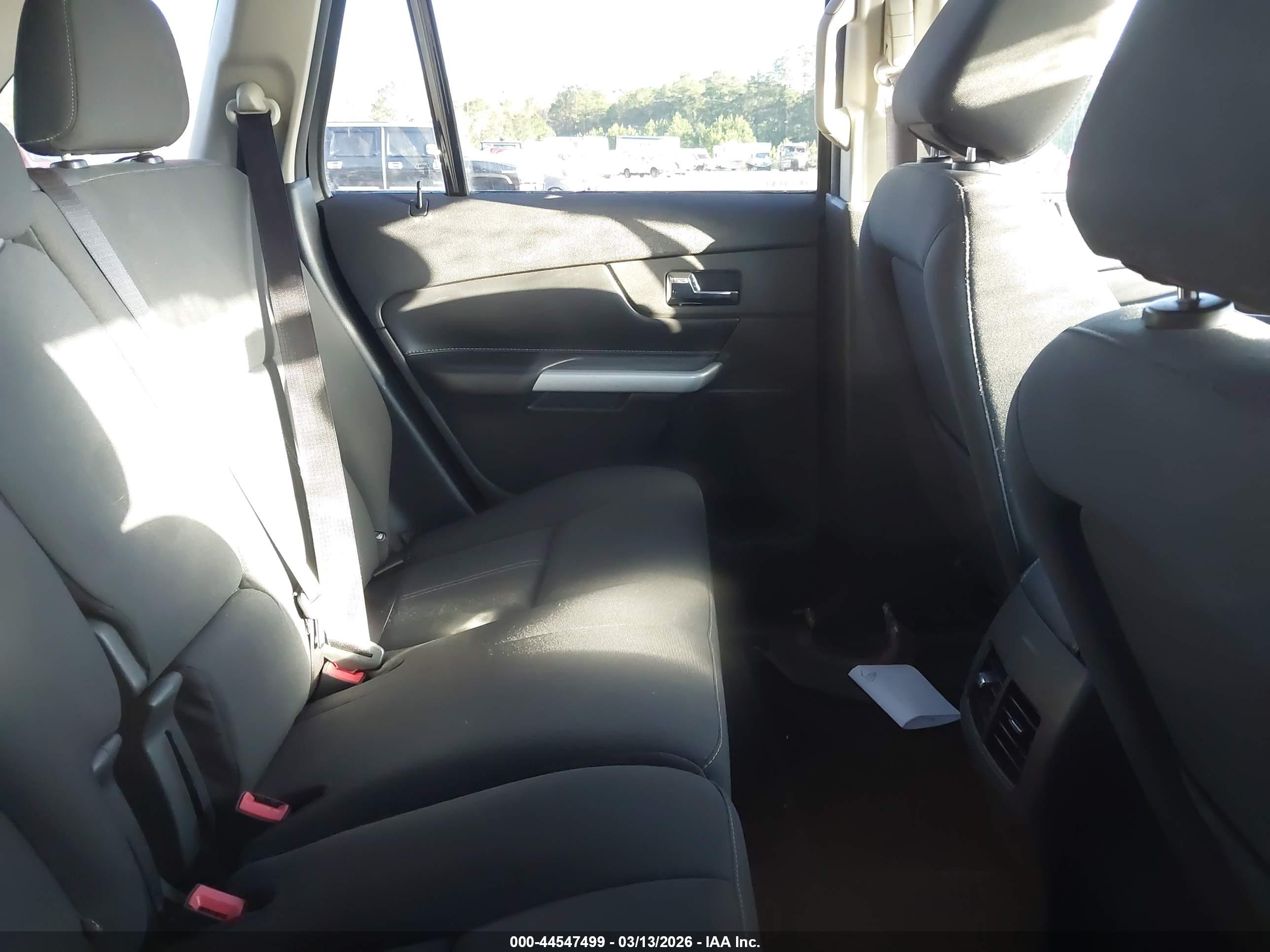 FORD EDGE image 8