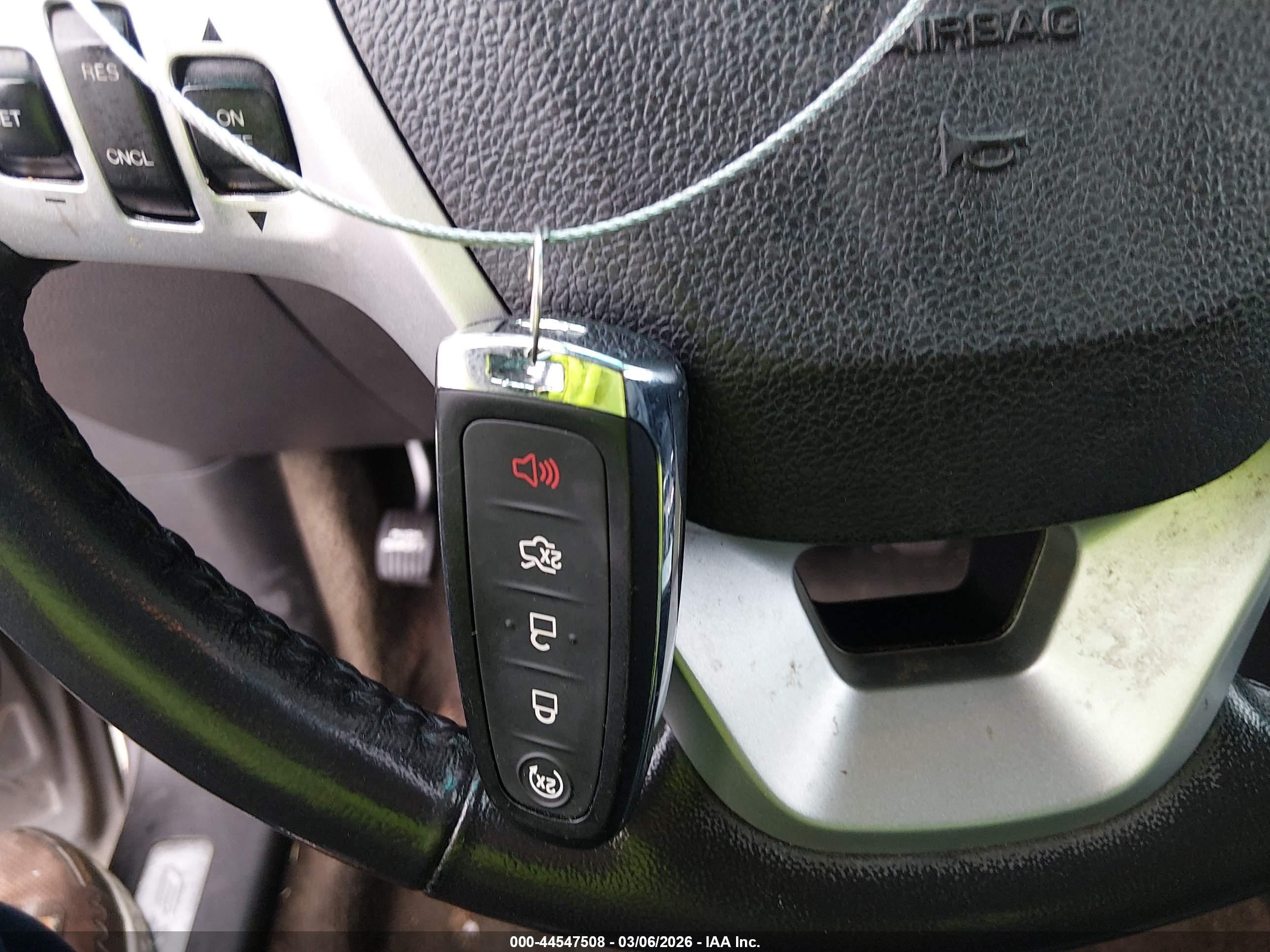 FORD EXPLORER image 11