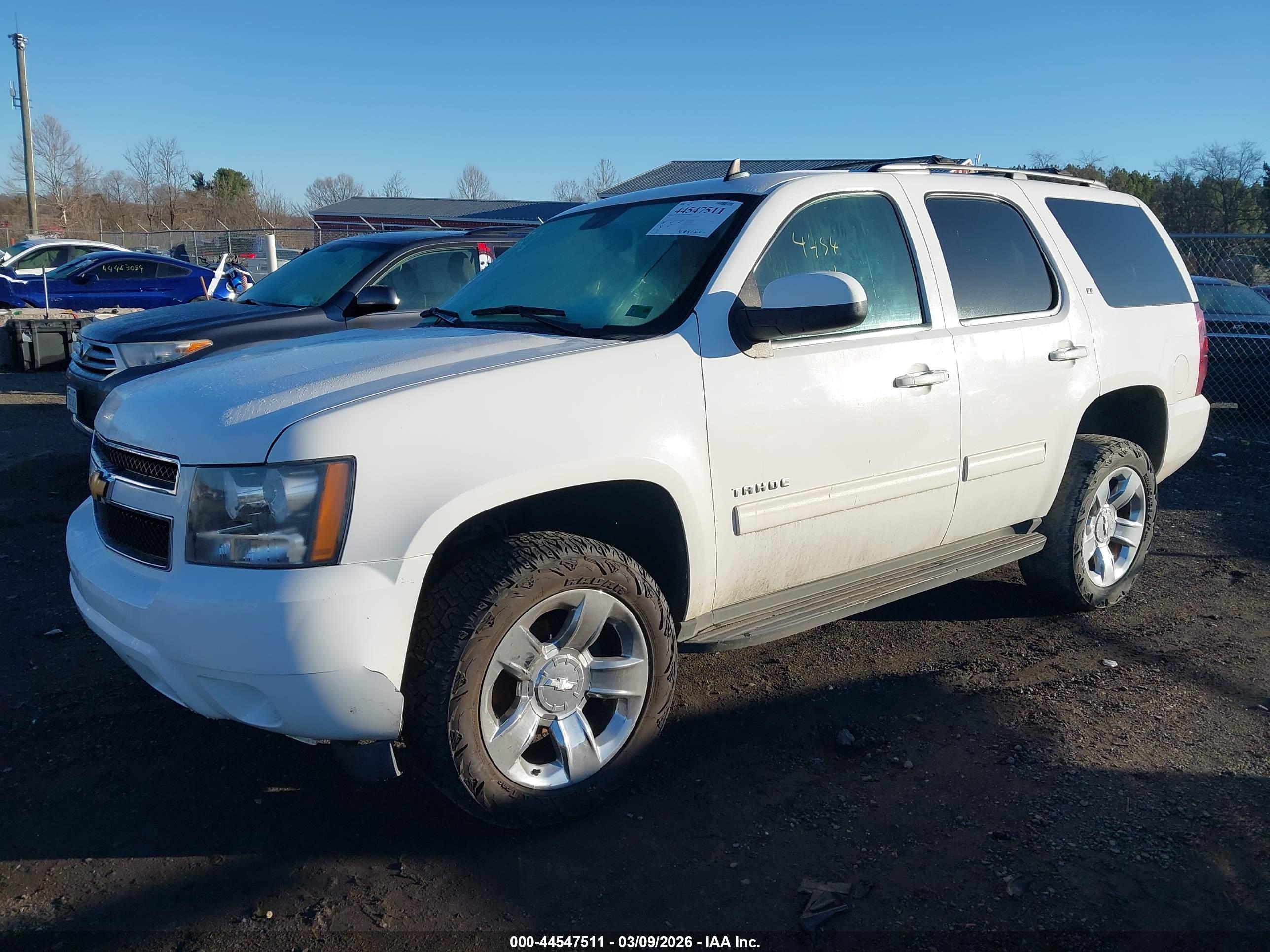 CHEVROLET TAHOE image 2