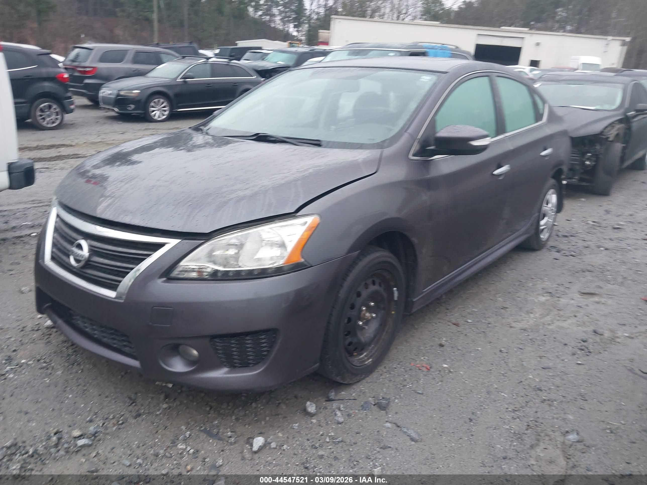 NISSAN SENTRA image 2