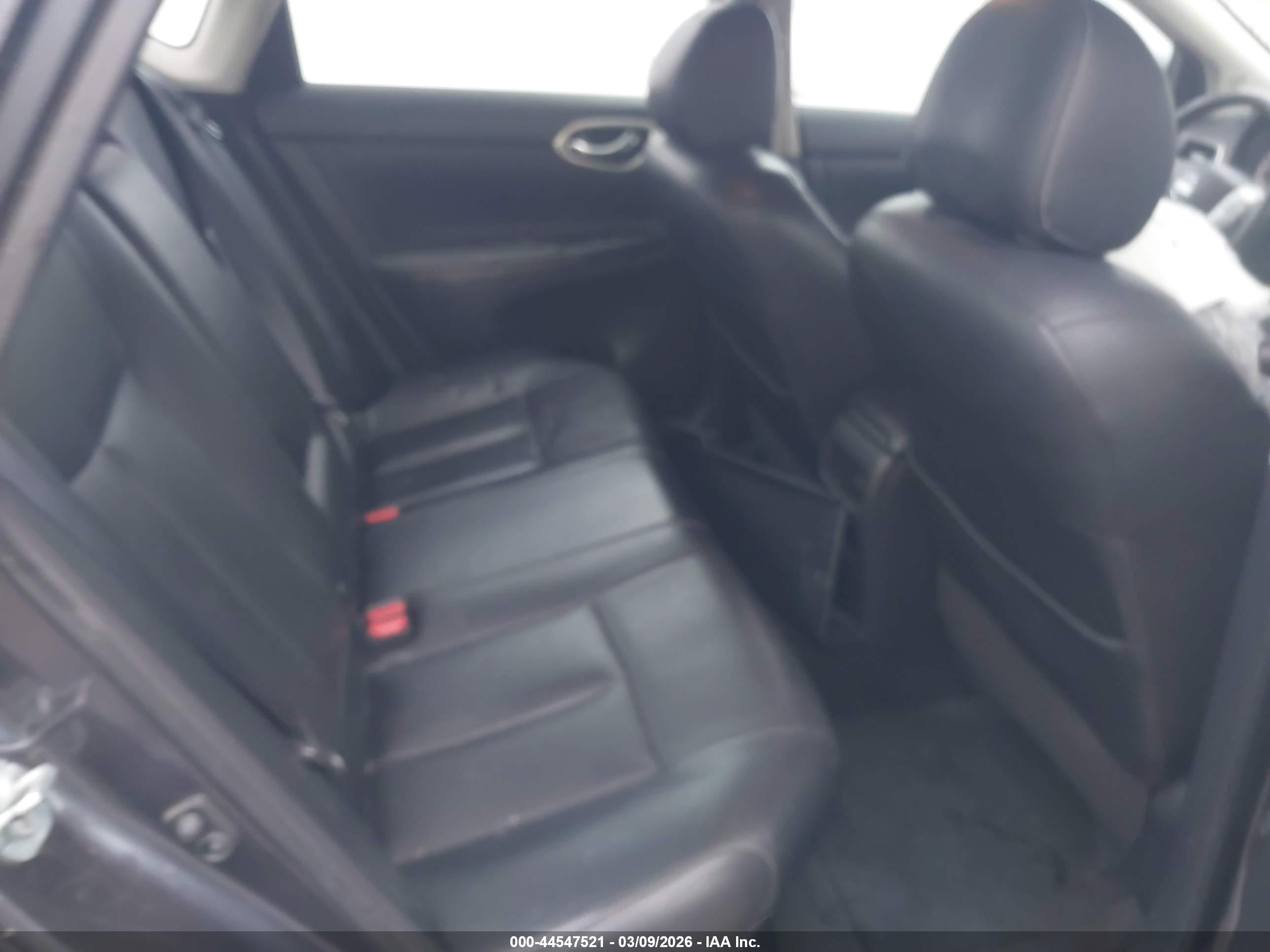 NISSAN SENTRA image 8